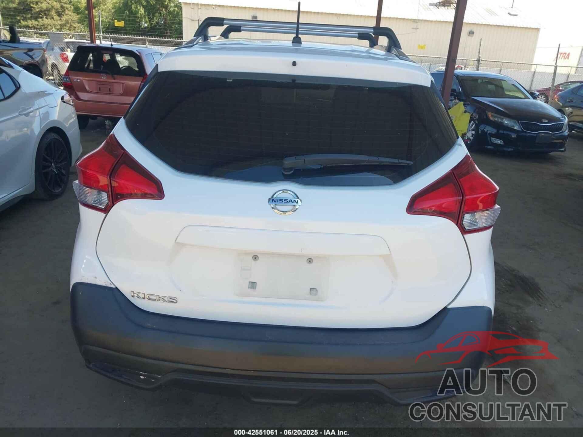 NISSAN KICKS 2018 - 3N1CP5CU3JL528093