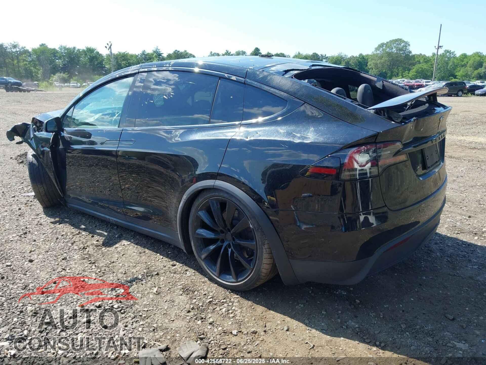 TESLA MODEL X 2022 - 7SAXCBE68NF344489
