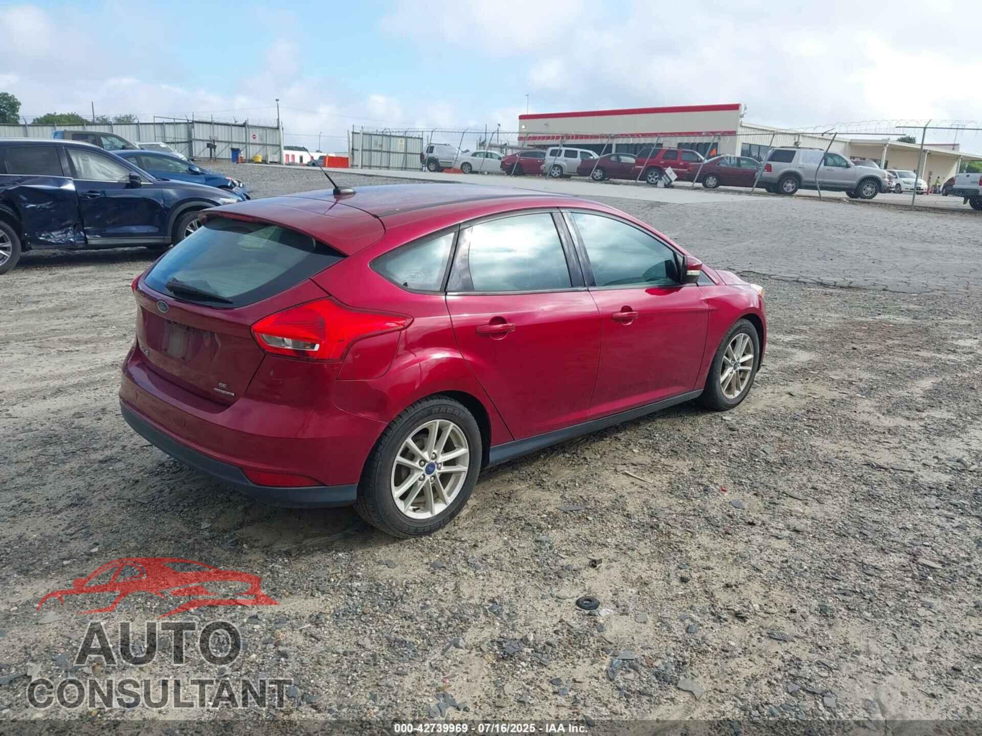FORD FOCUS 2016 - 1FADP3K28GL389448