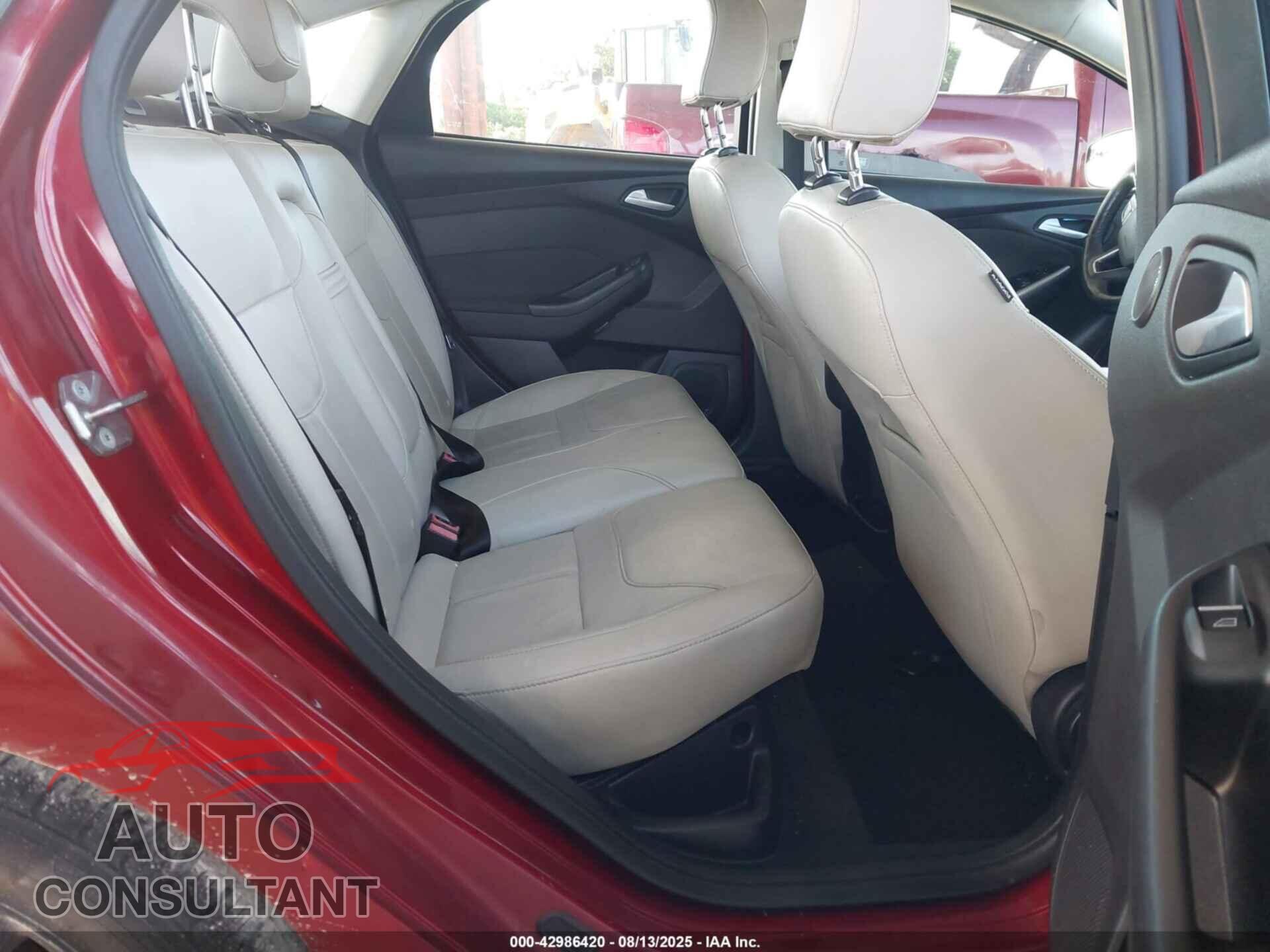 FORD FOCUS 2016 - 1FADP3J2XGL220940