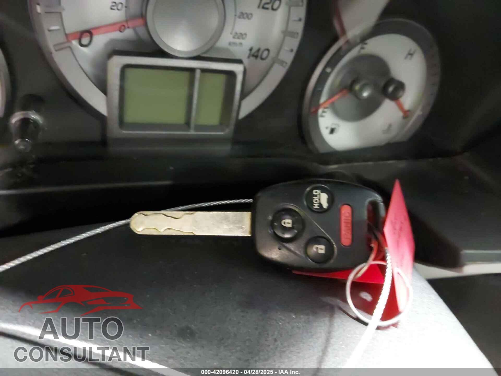 HONDA PILOT 2013 - 5FNYF4H58DB061256