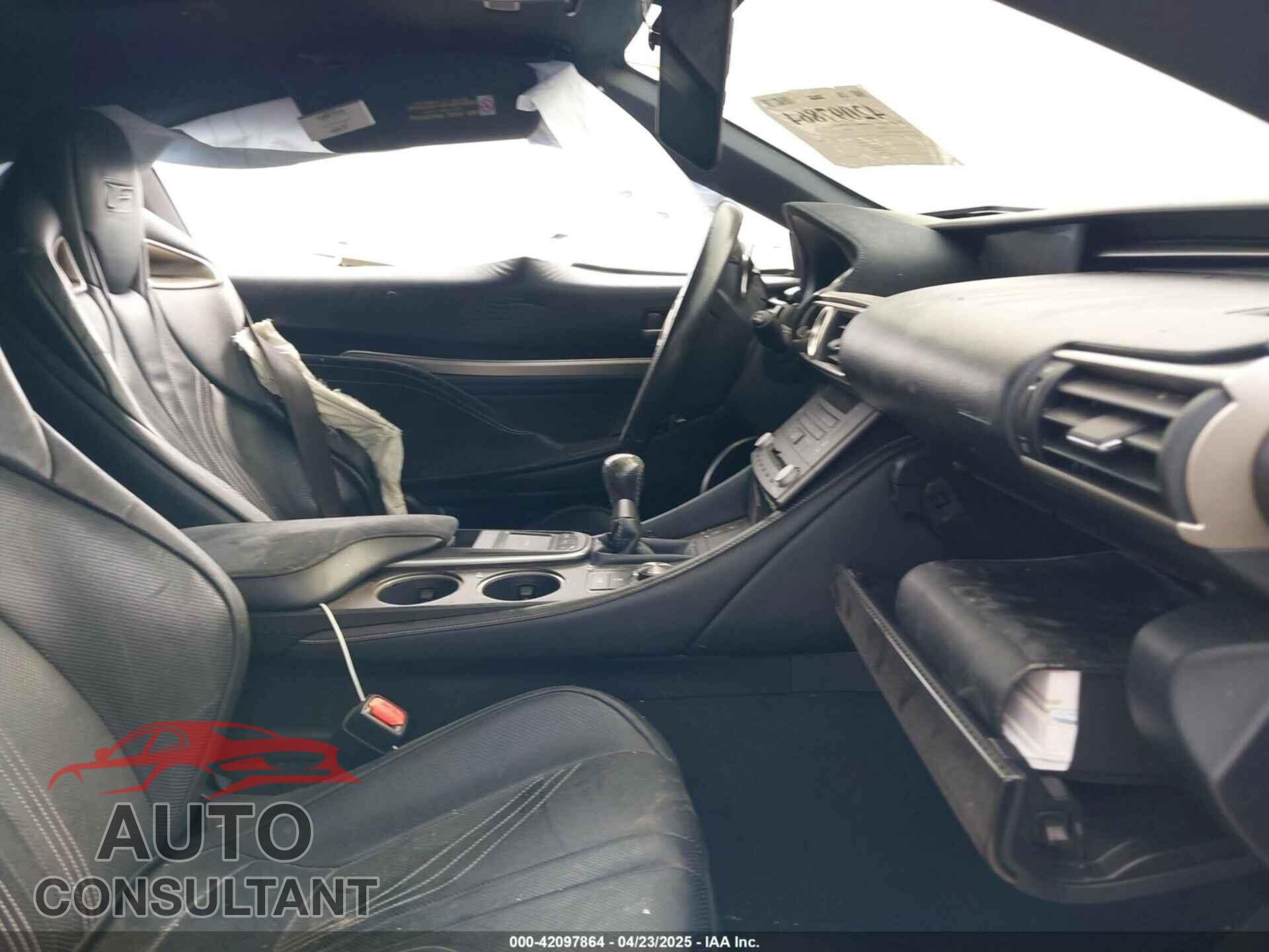 LEXUS RC F 2015 - JTHHP5BC2F5002507