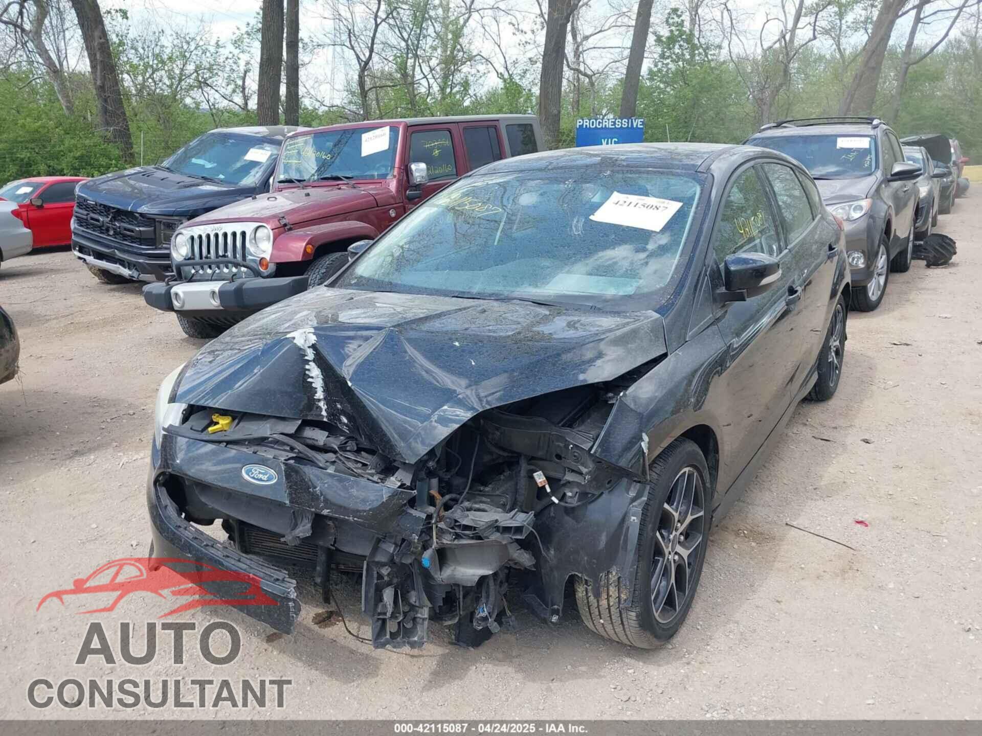 FORD FOCUS 2015 - 1FADP3K26FL268433