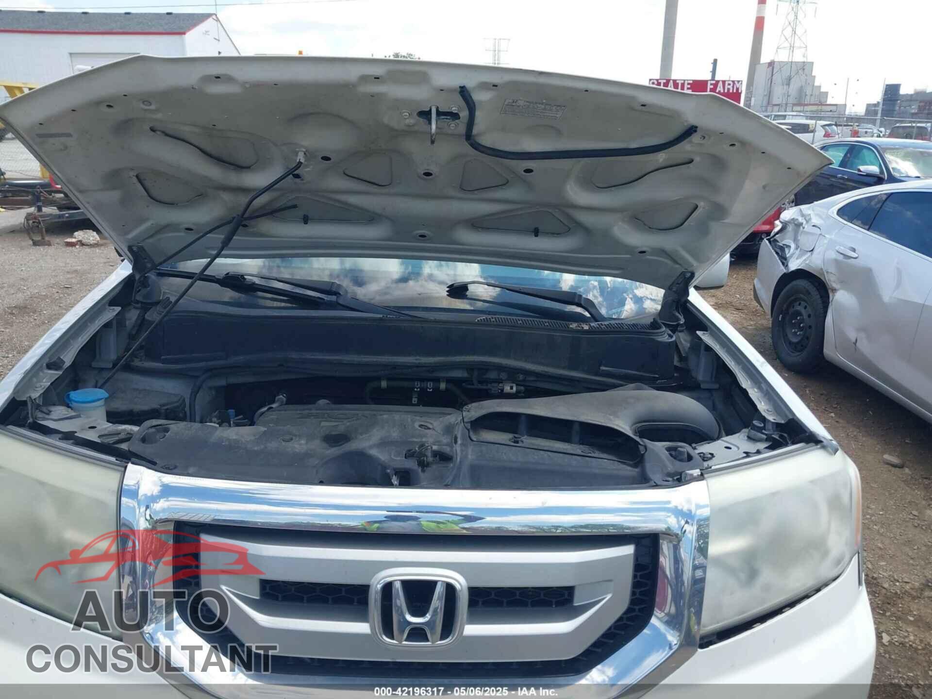 HONDA PILOT 2010 - 5FNYF4H52AB030516