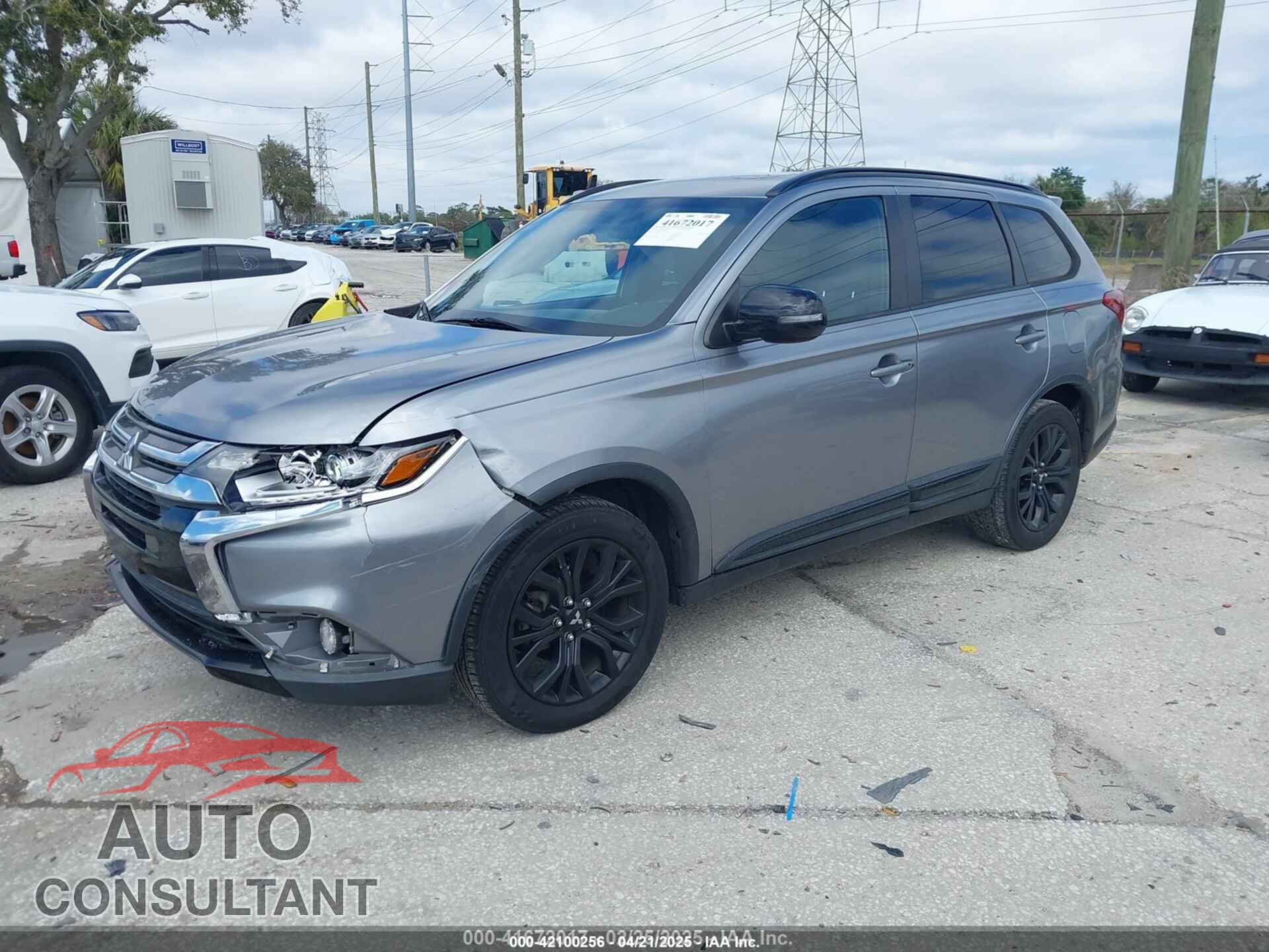 MITSUBISHI OUTLANDER 2018 - JA4AD3A38JZ020054