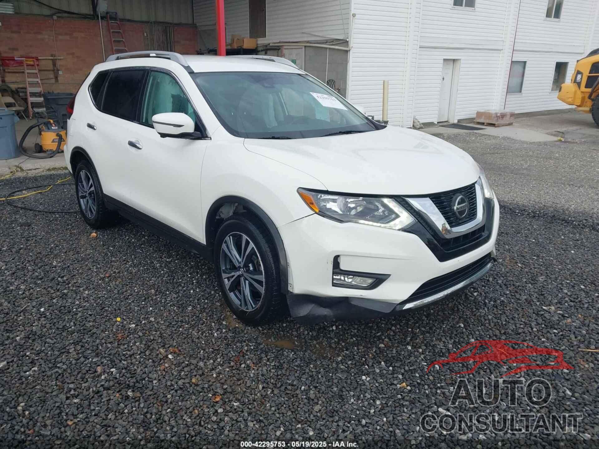 NISSAN ROGUE 2019 - 5N1AT2MTXKC817436
