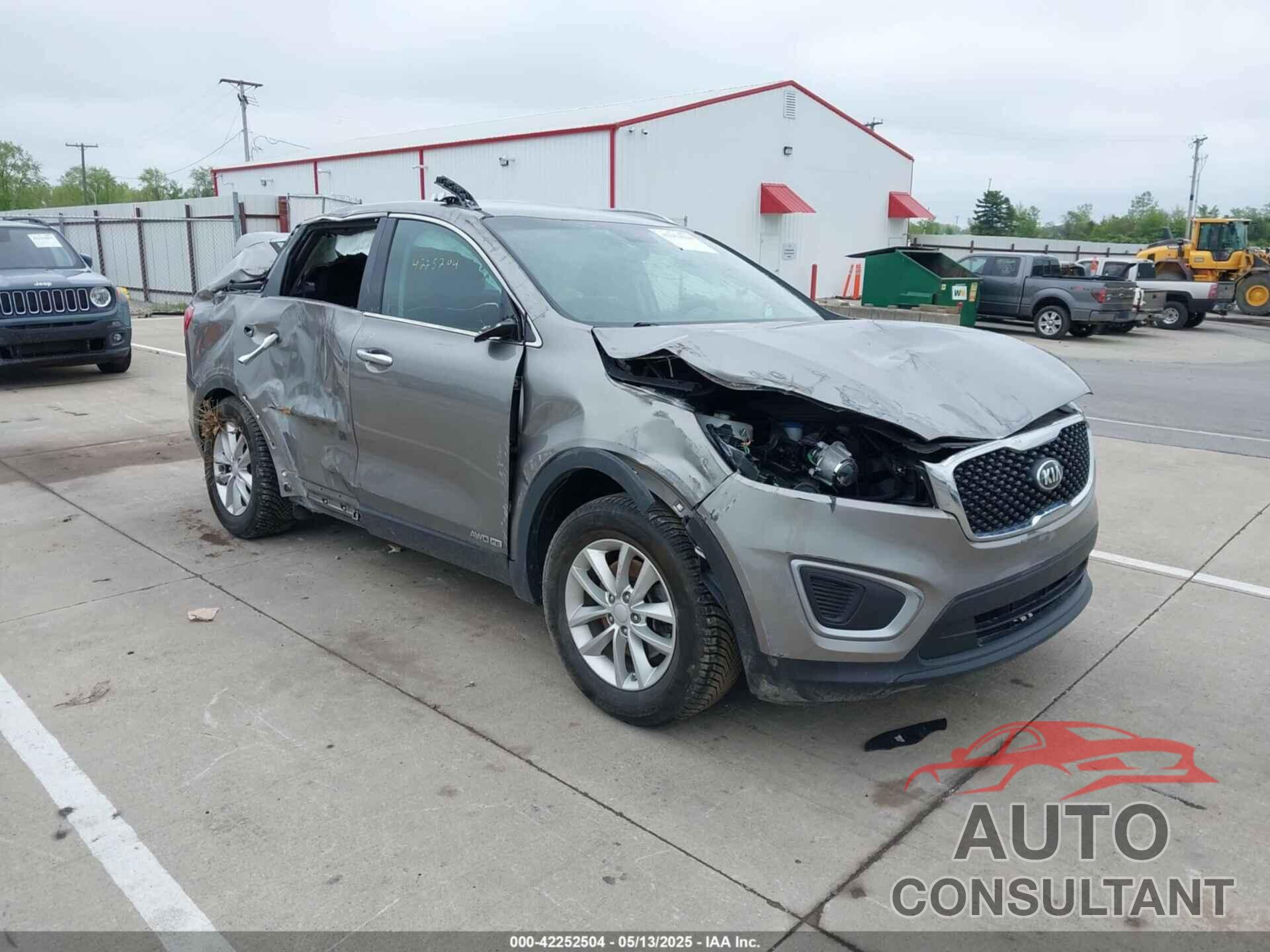 KIA SORENTO 2018 - 5XYPGDA53JG370995