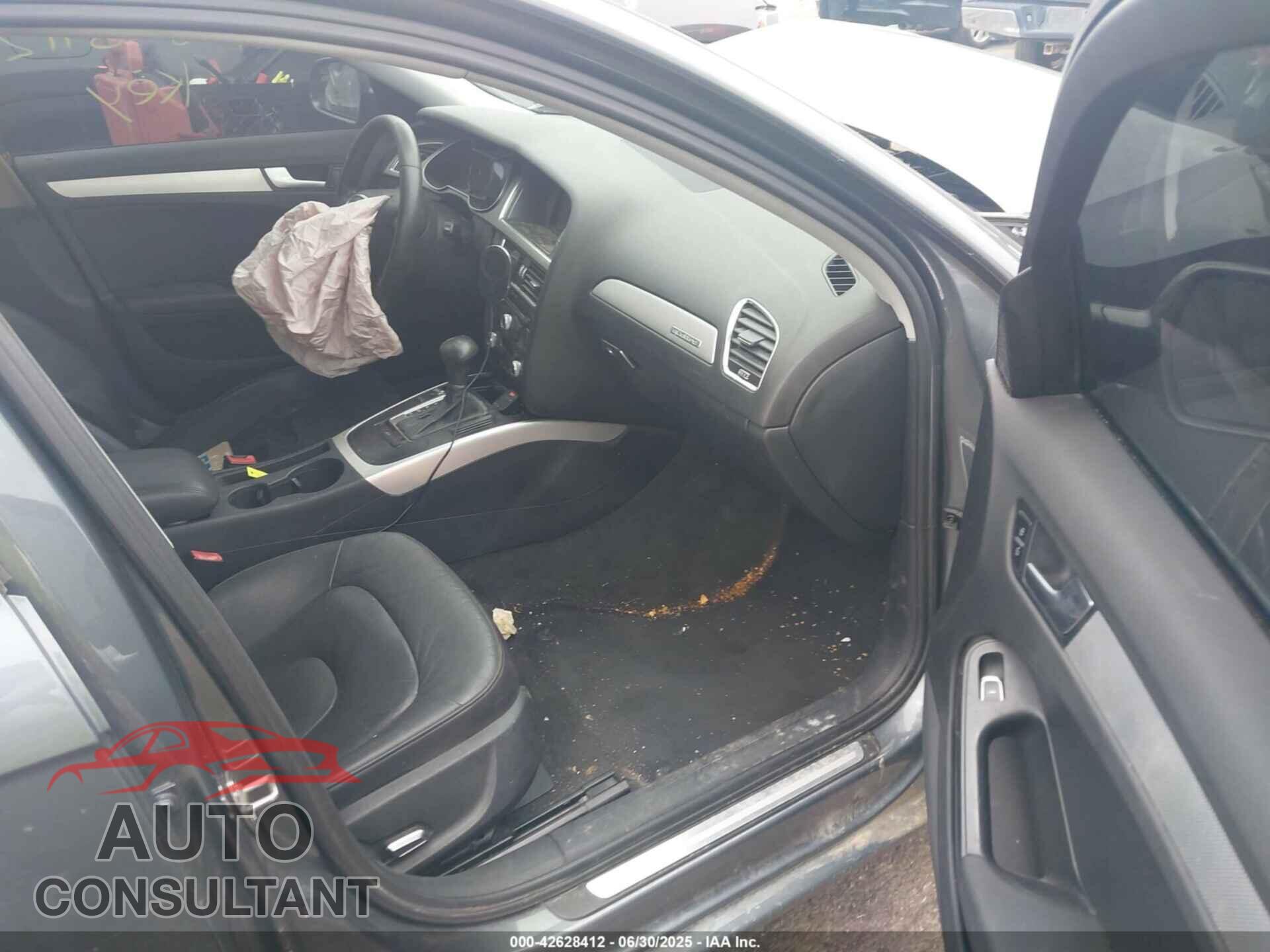 AUDI A4 2013 - WAUFFAFL1DN003981