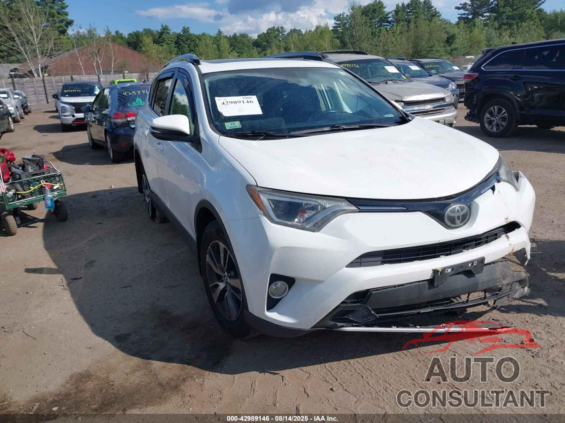 TOYOTA RAV4 2018 - JTMRFREV0JJ237923