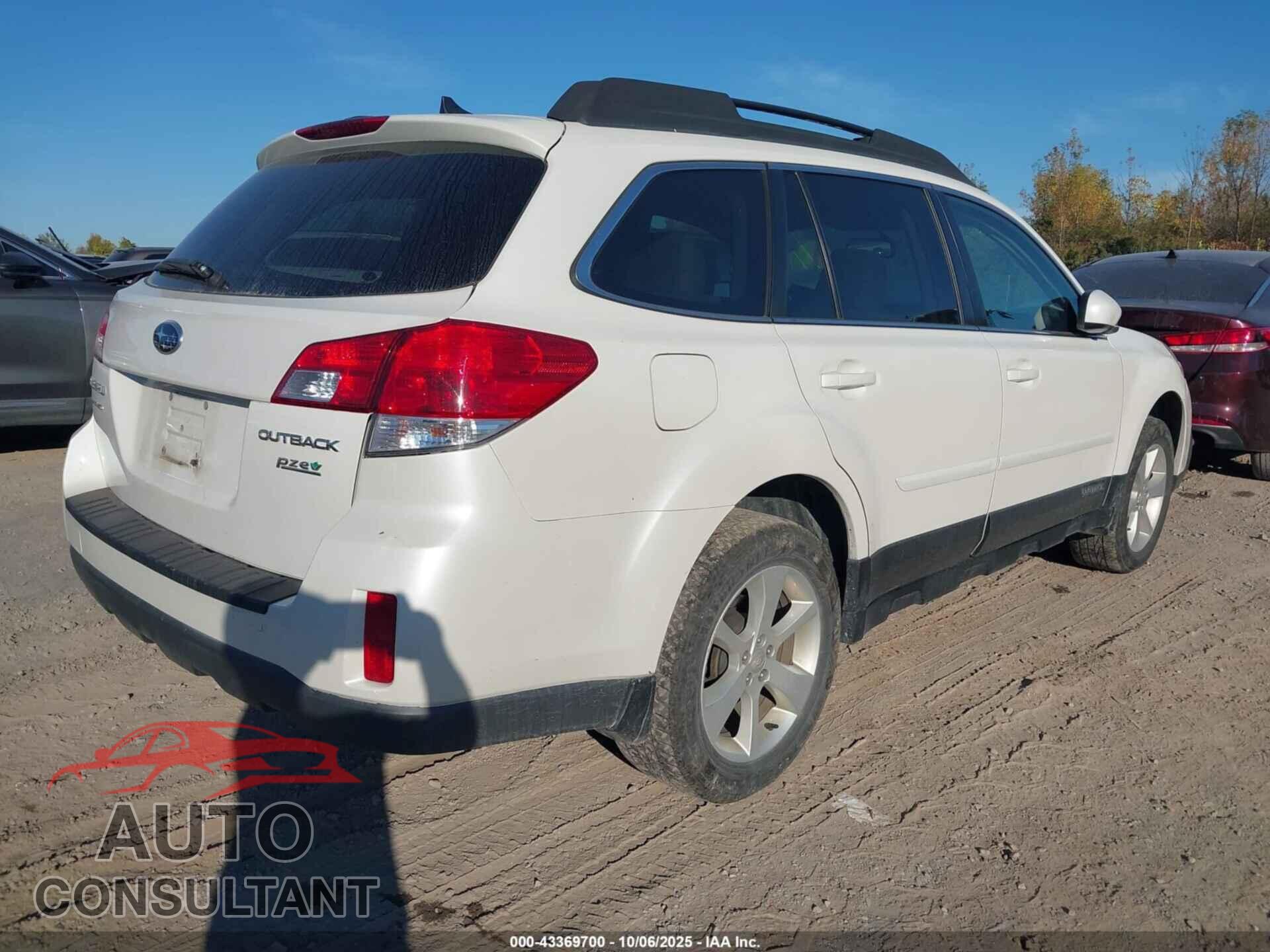 SUBARU OUTBACK 2014 - 4S4BRBCC1E3247898