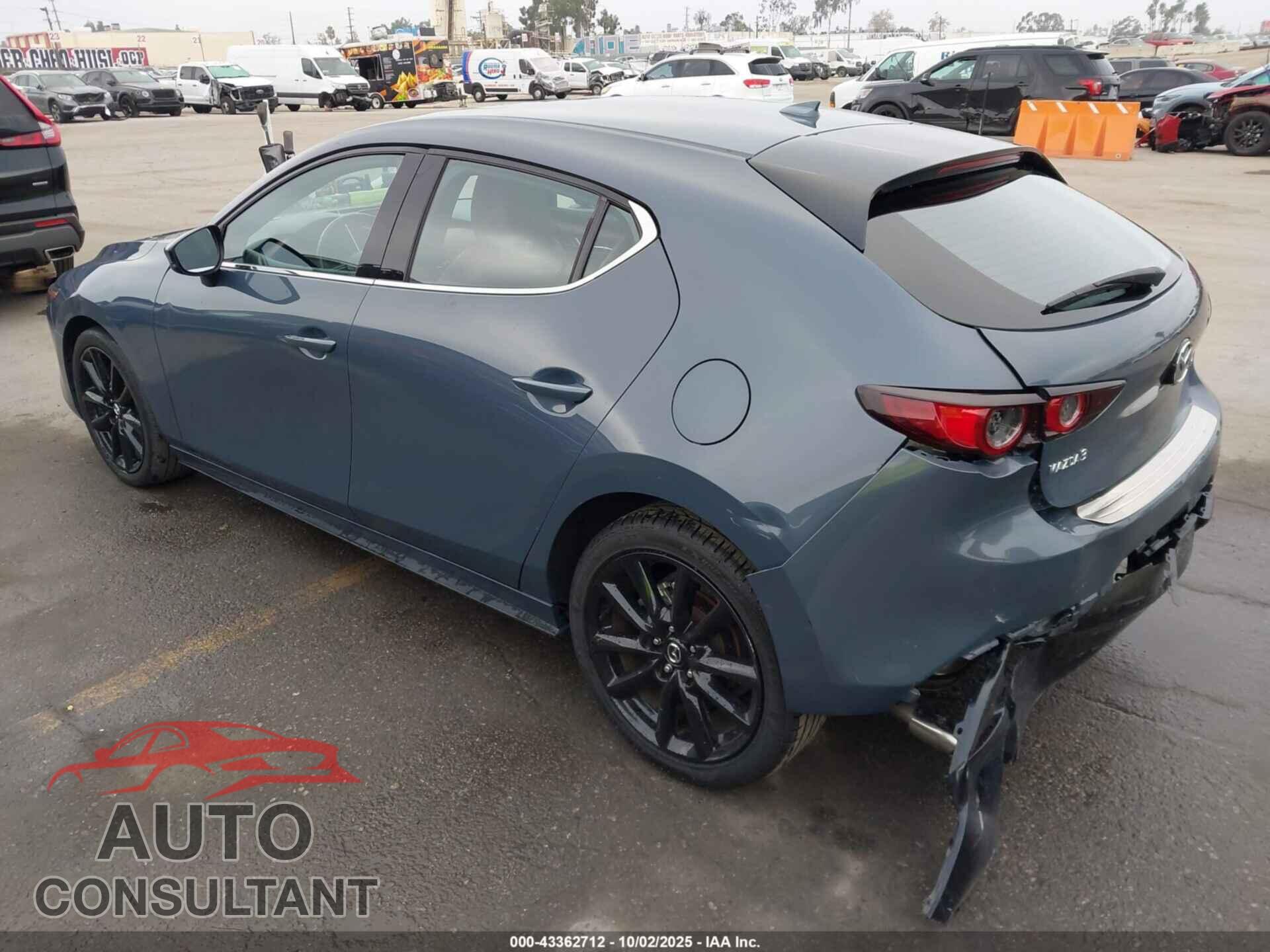MAZDA MAZDA3 2021 - JM1BPAML2M1348767