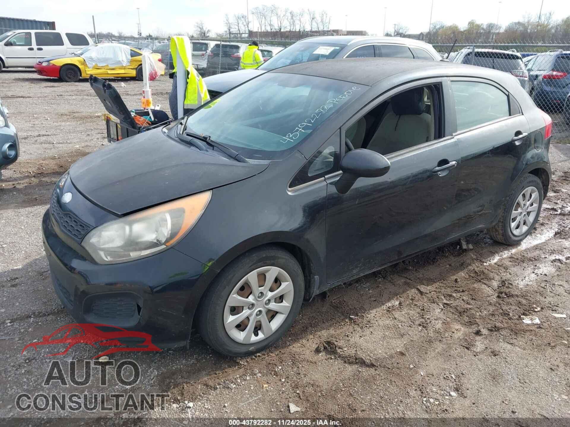 KIA RIO 2014 - KNADM5A37E6356071