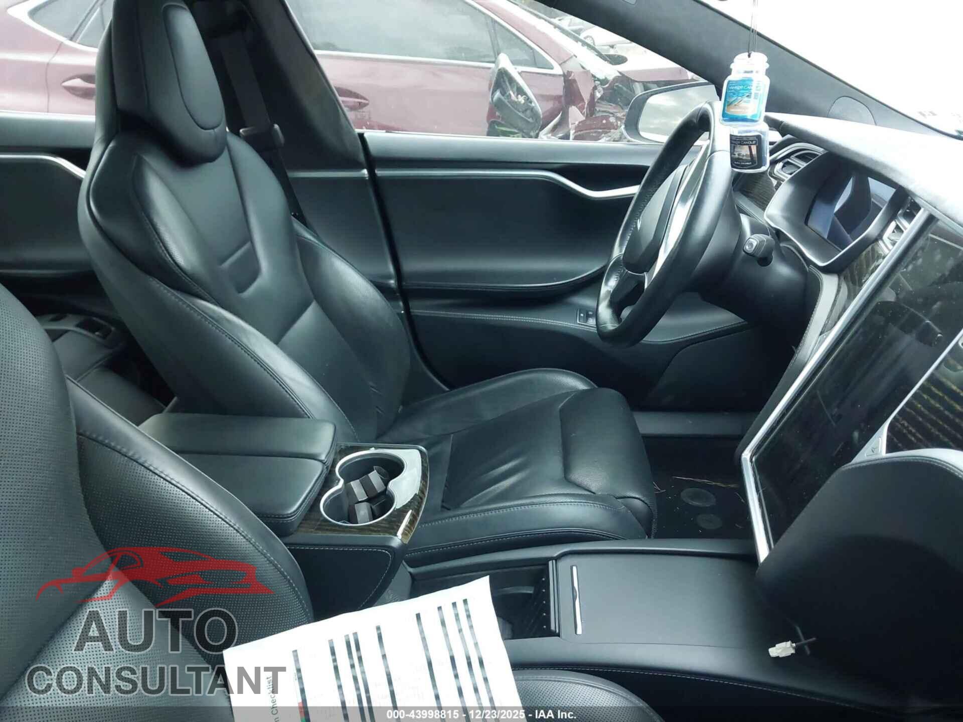 TESLA MODEL S 2017 - 5YJSA1E2XHF176458