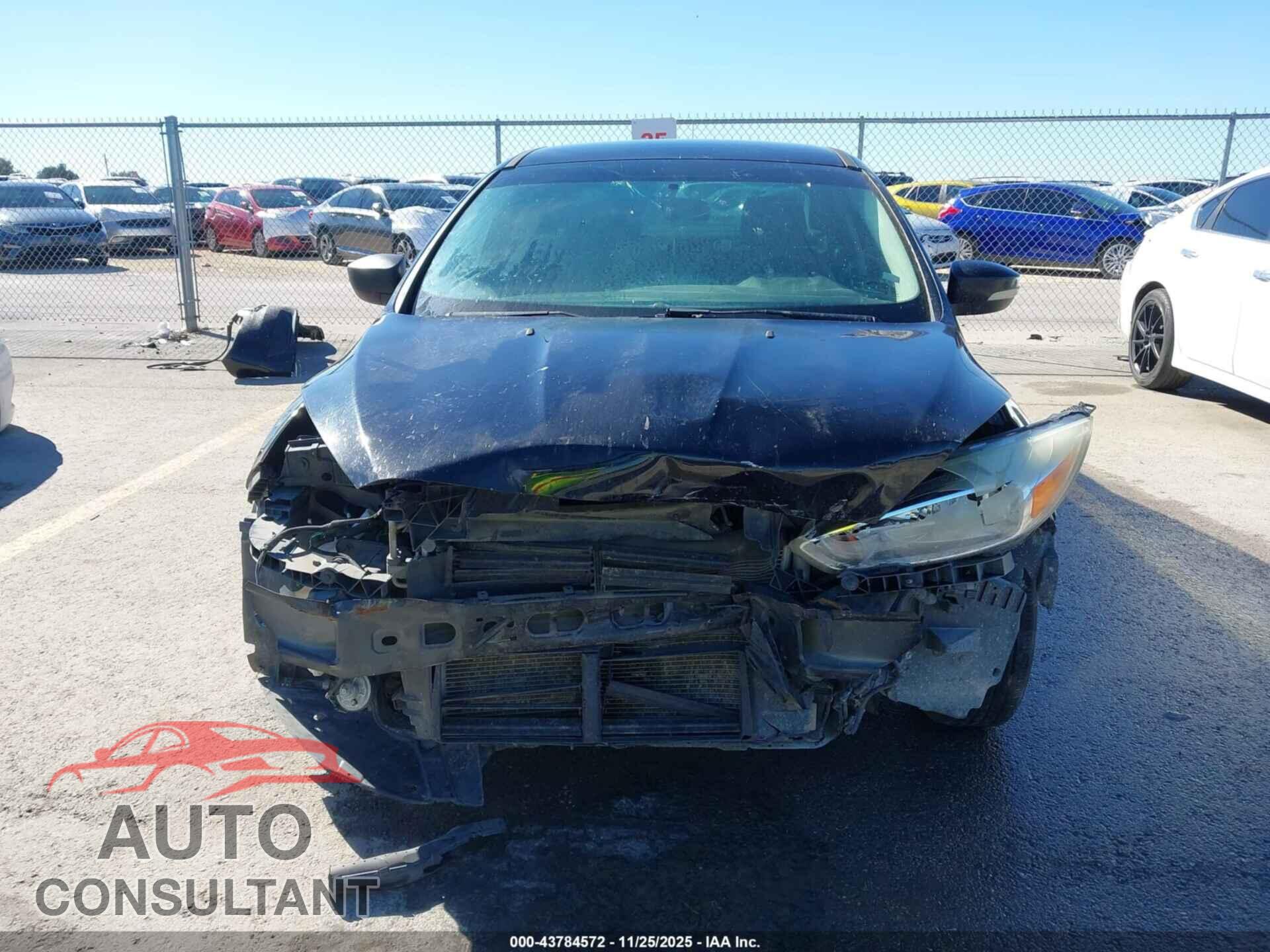 FORD FOCUS 2016 - 1FADP3E25GL324553