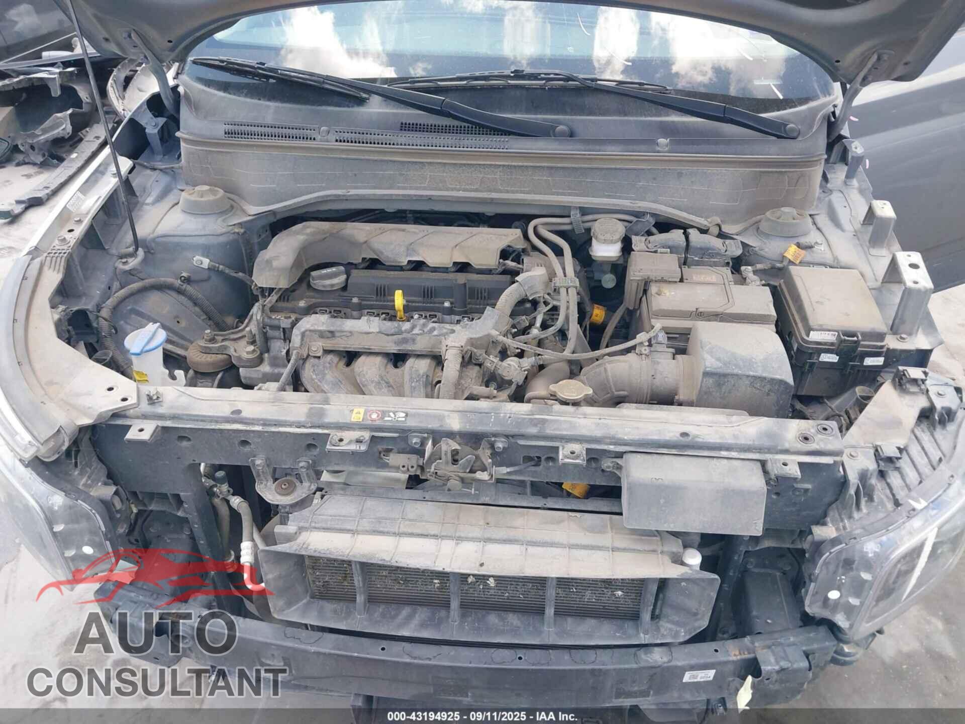 HYUNDAI VENUE 2023 - KMHRB8A33PU220563