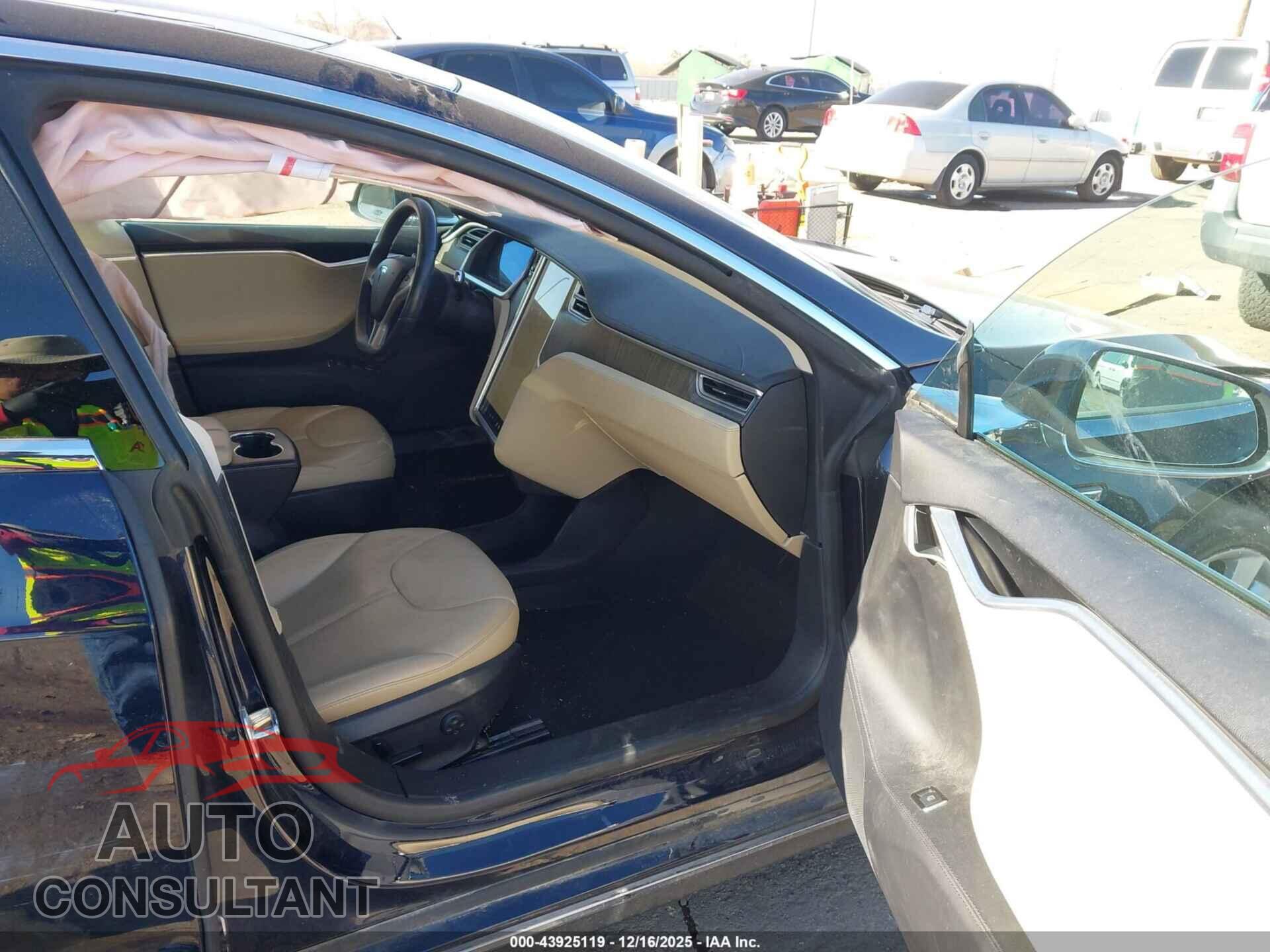 TESLA MODEL S 2013 - 5YJSA1DN2DFP18898