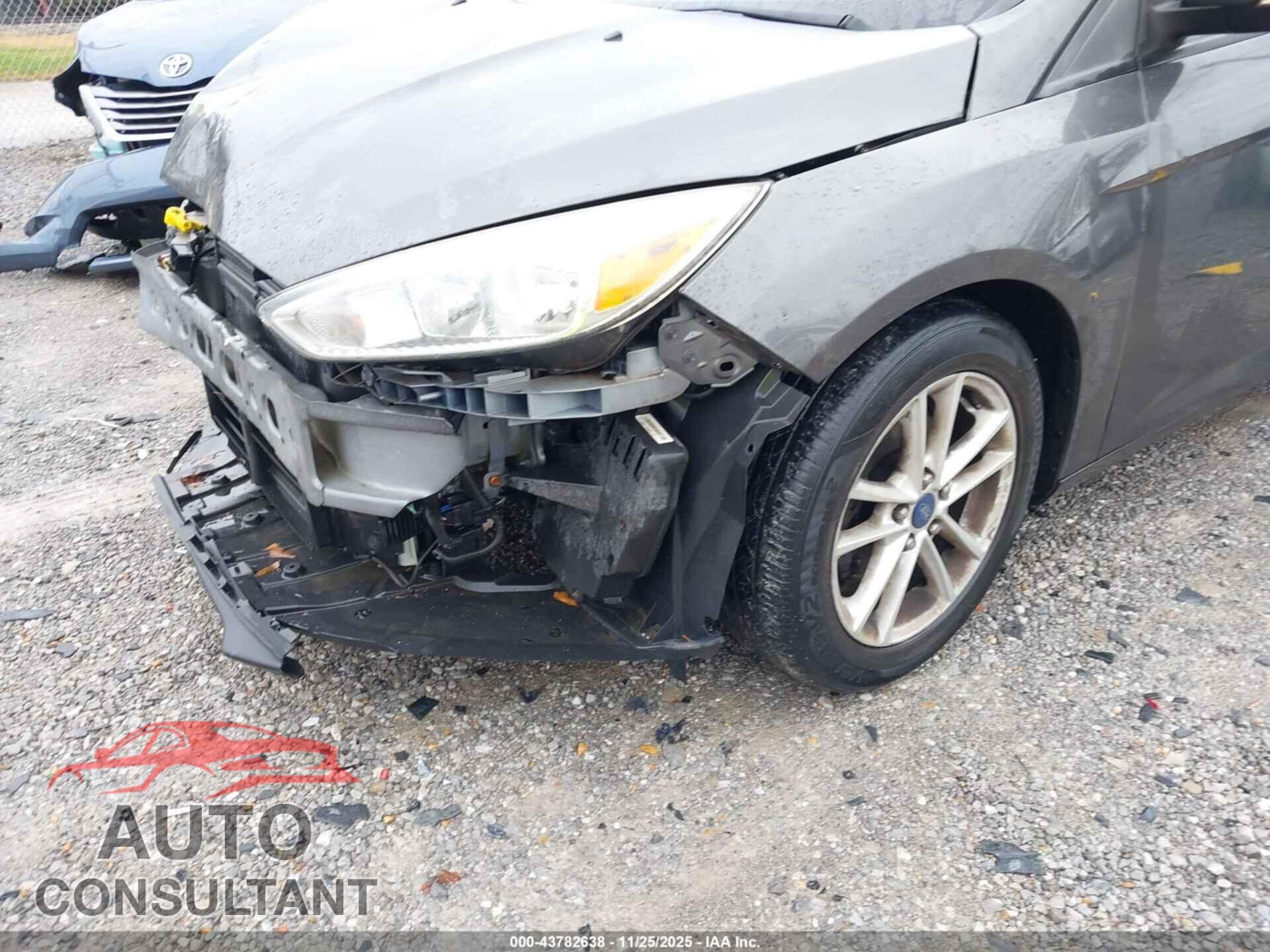 FORD FOCUS 2015 - 1FADP3F22FL297695