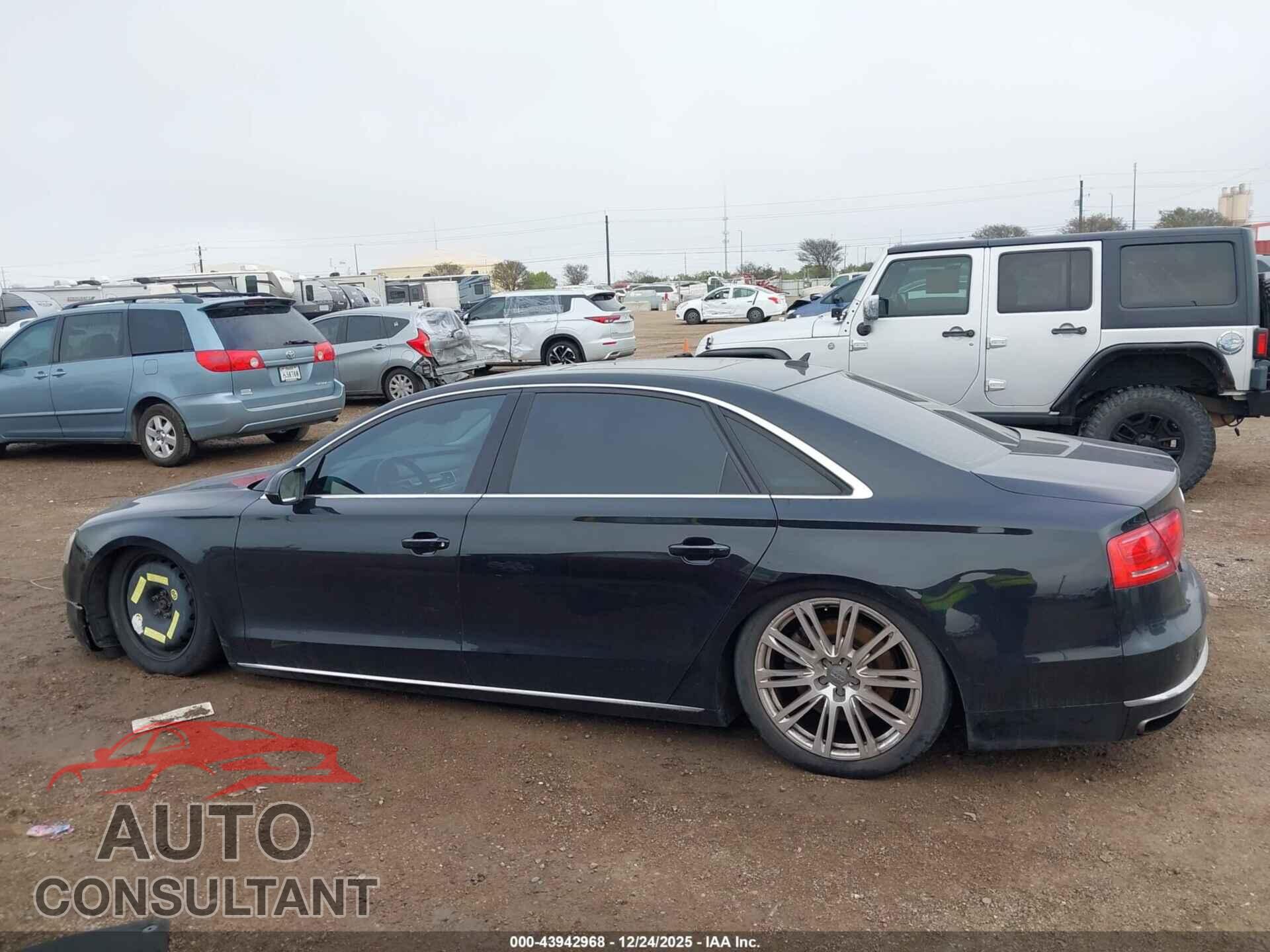 AUDI A8 L 2013 - WAUR2AFD9DN019427