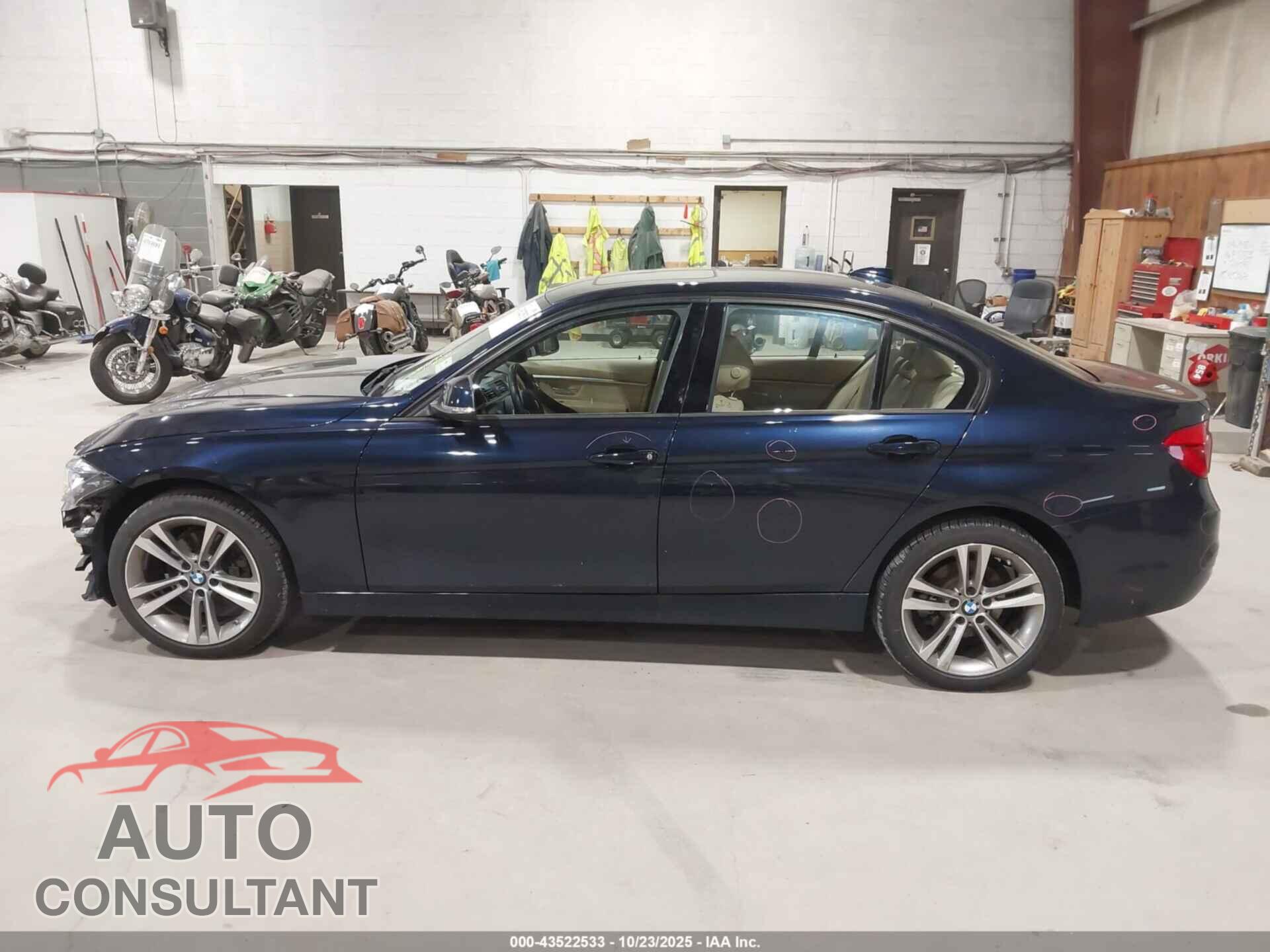 BMW 328I 2016 - WBA8E9G57GNU28362