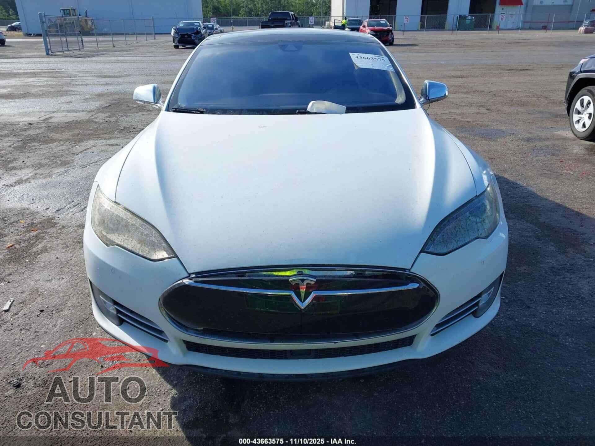 TESLA MODEL S 2014 - 5YJSA1H10EFP65226