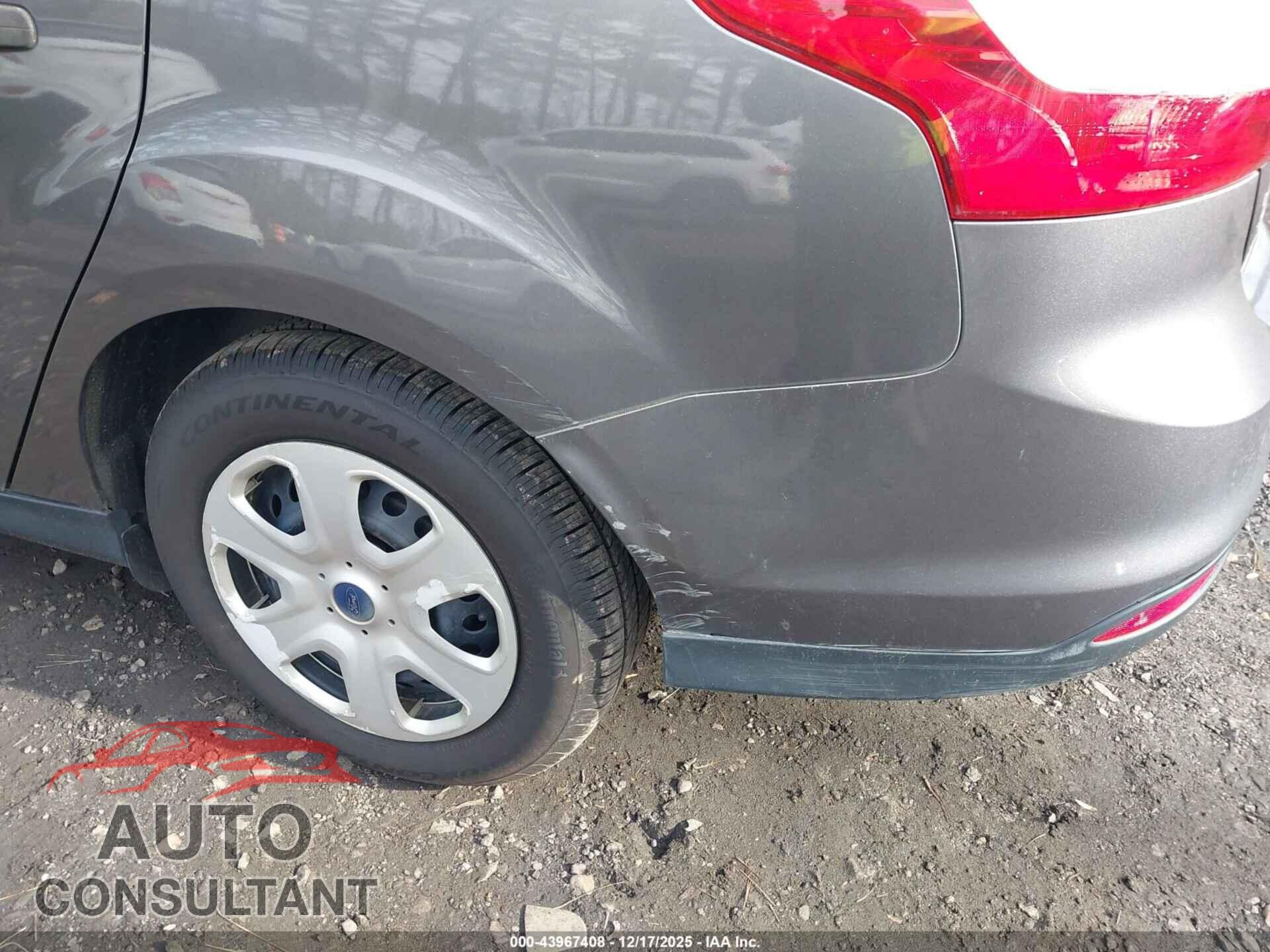FORD FOCUS 2013 - 1FADP3E25DL331742