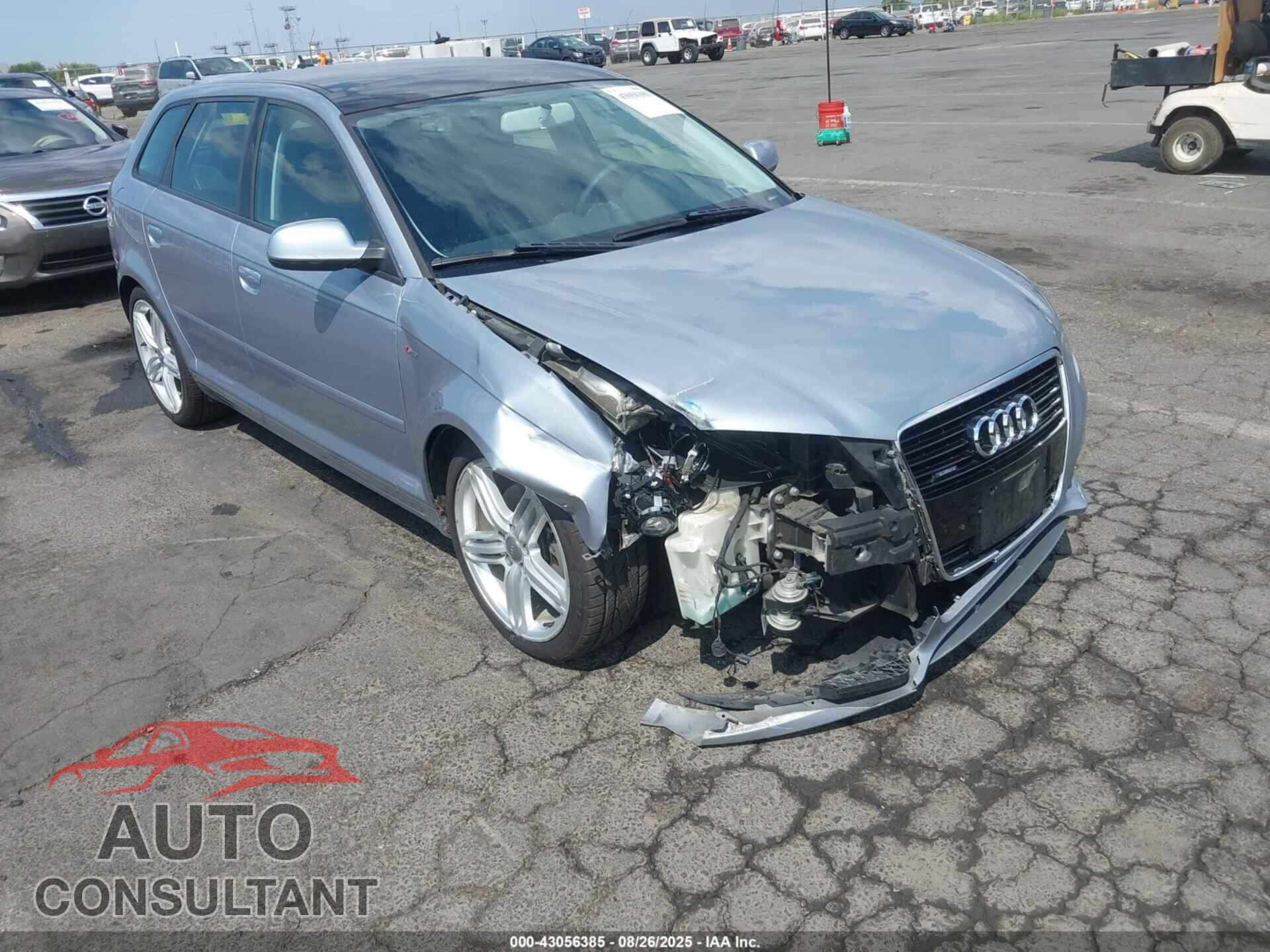 AUDI A3 2013 - WAUMFAFM3DA028887