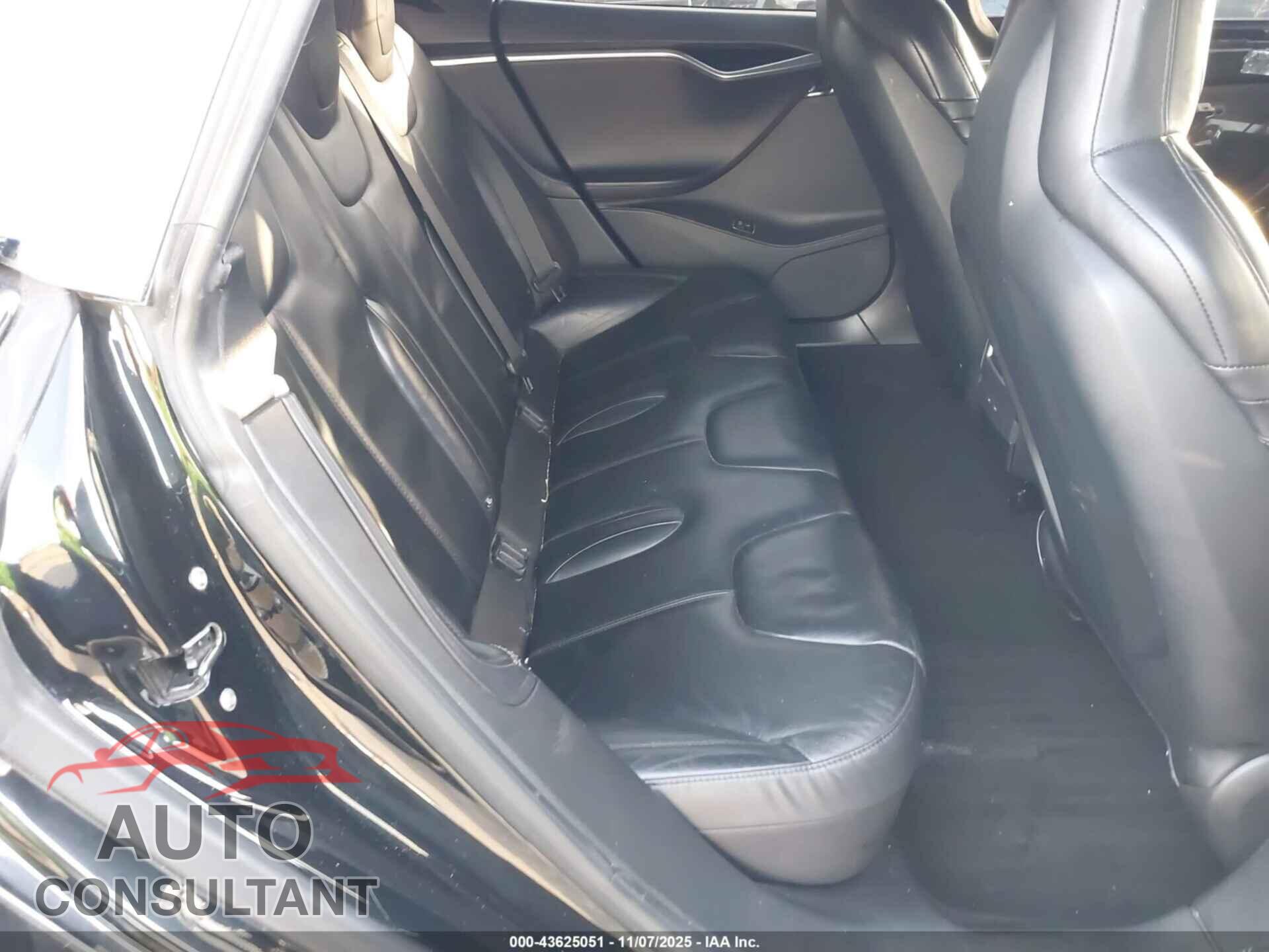 TESLA MODEL S 2016 - 5YJSA1E16GF161168