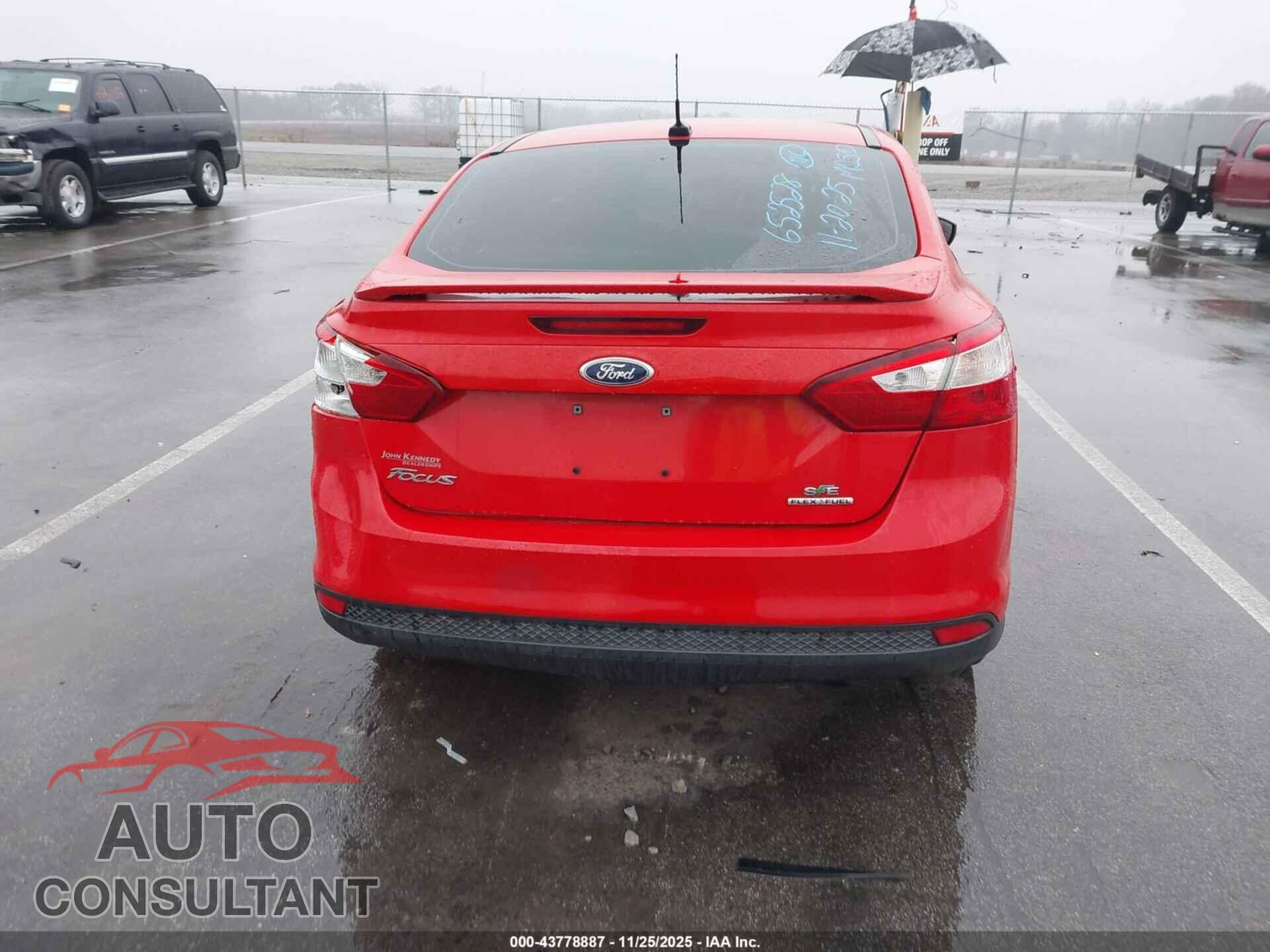 FORD FOCUS 2013 - 1FADP3F22DL111358