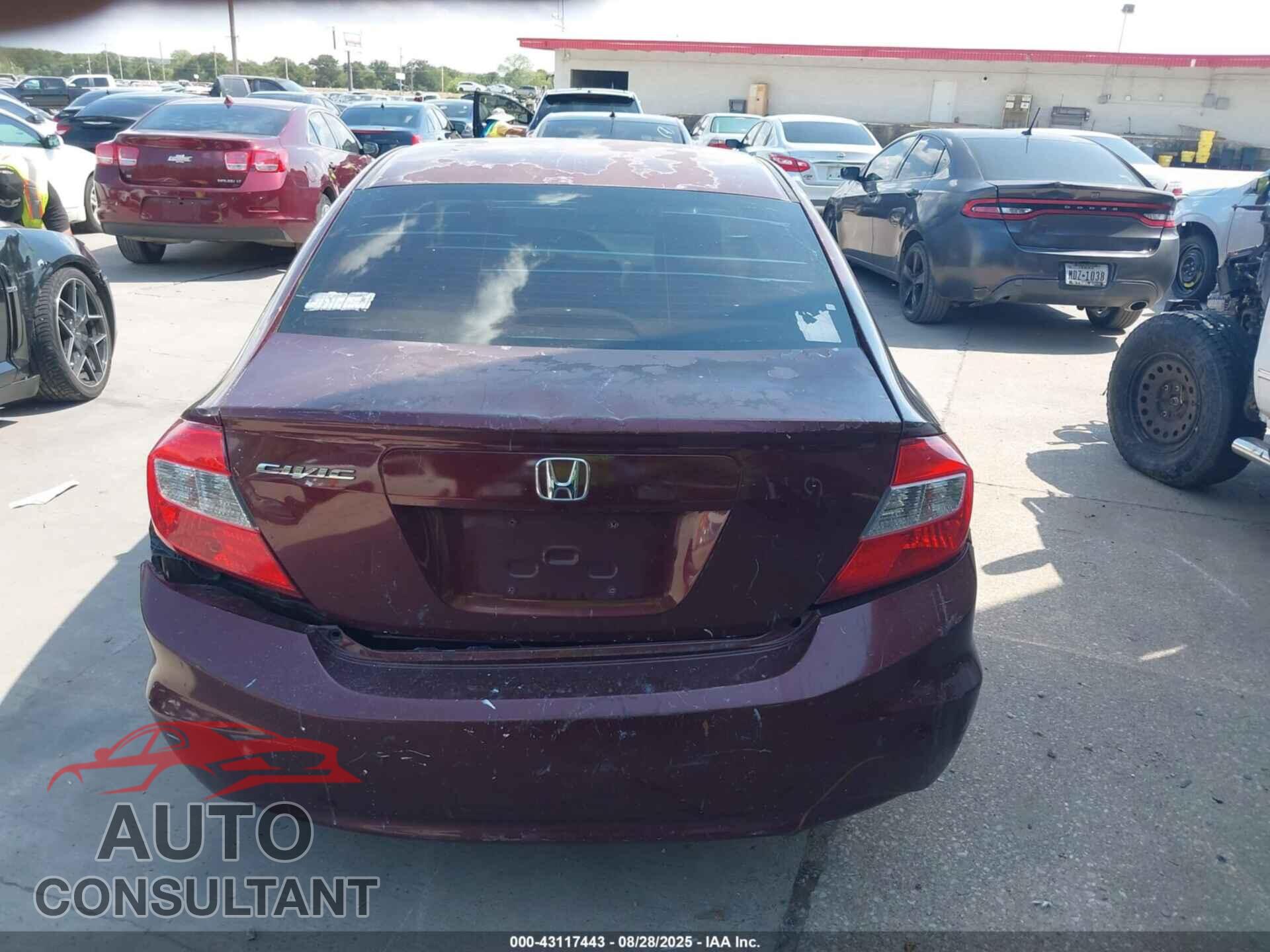 HONDA CIVIC 2012 - 2HGFB2F52CH565001