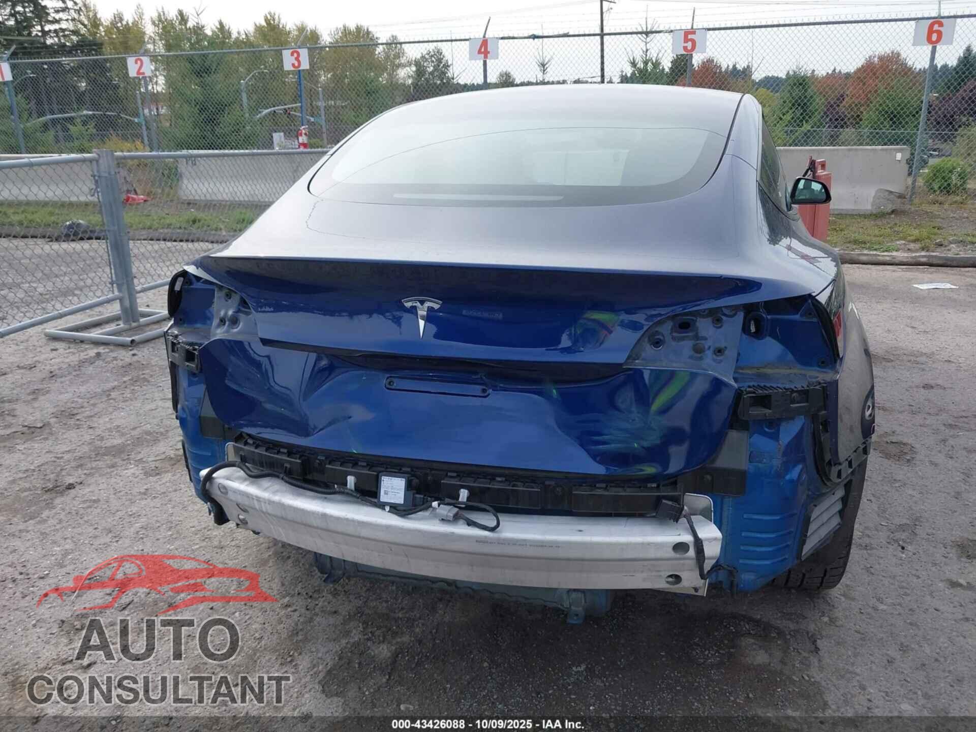 TESLA MODEL 3 2022 - 5YJ3E1EA2NF142932