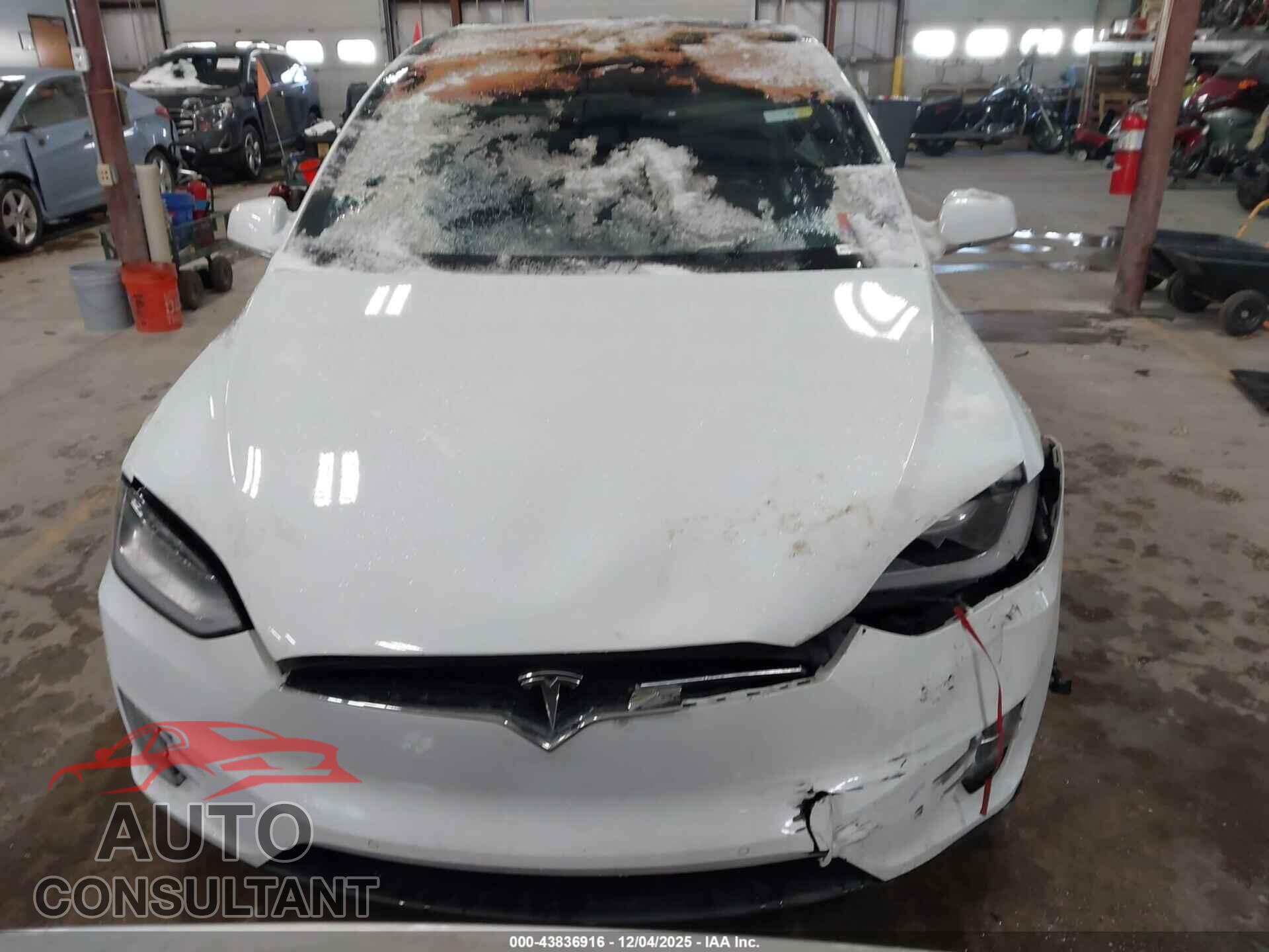 TESLA MODEL X 2017 - 5YJXCBE2XHF054527