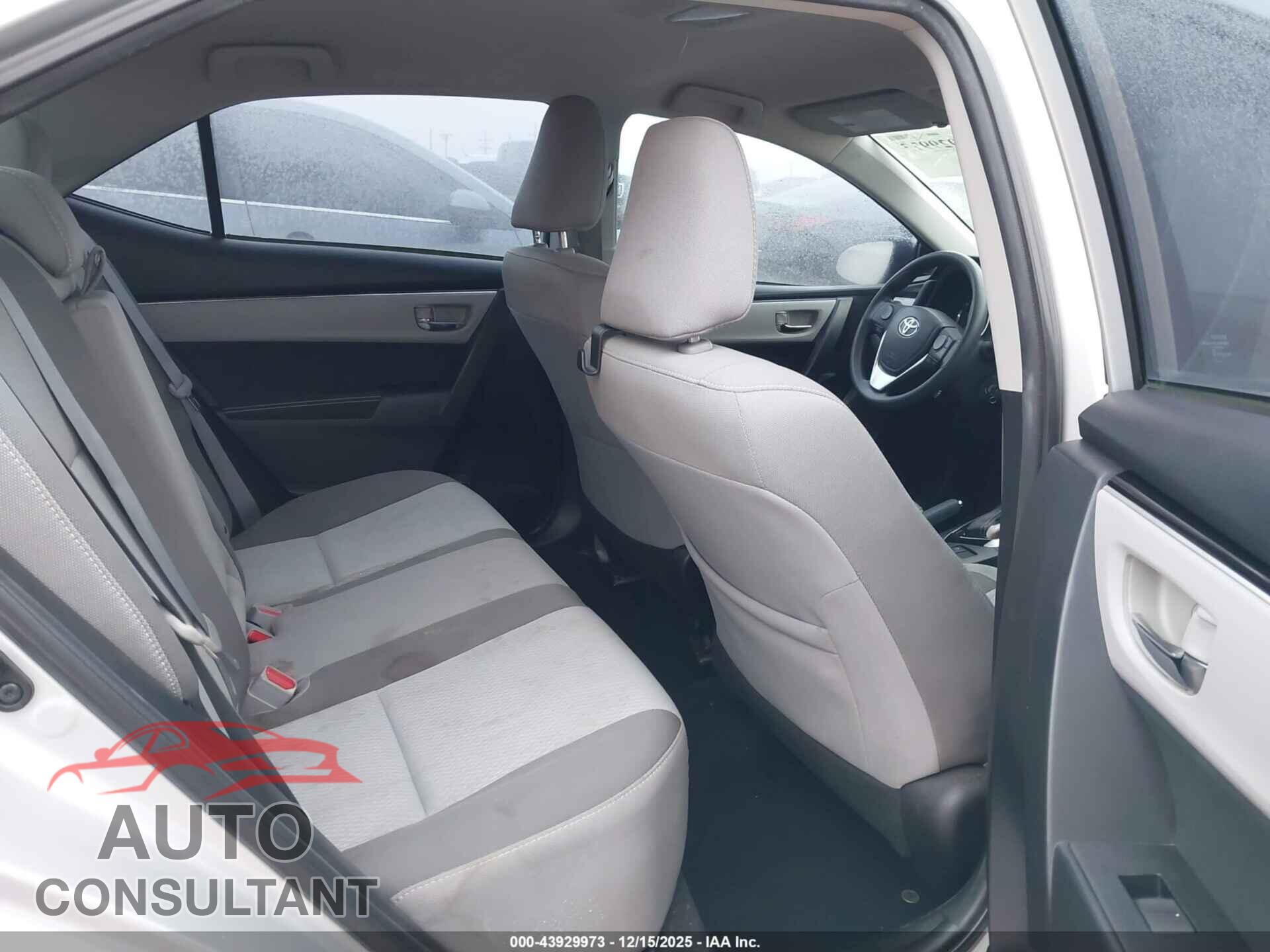TOYOTA COROLLA 2017 - 2T1BURHEXHC835817