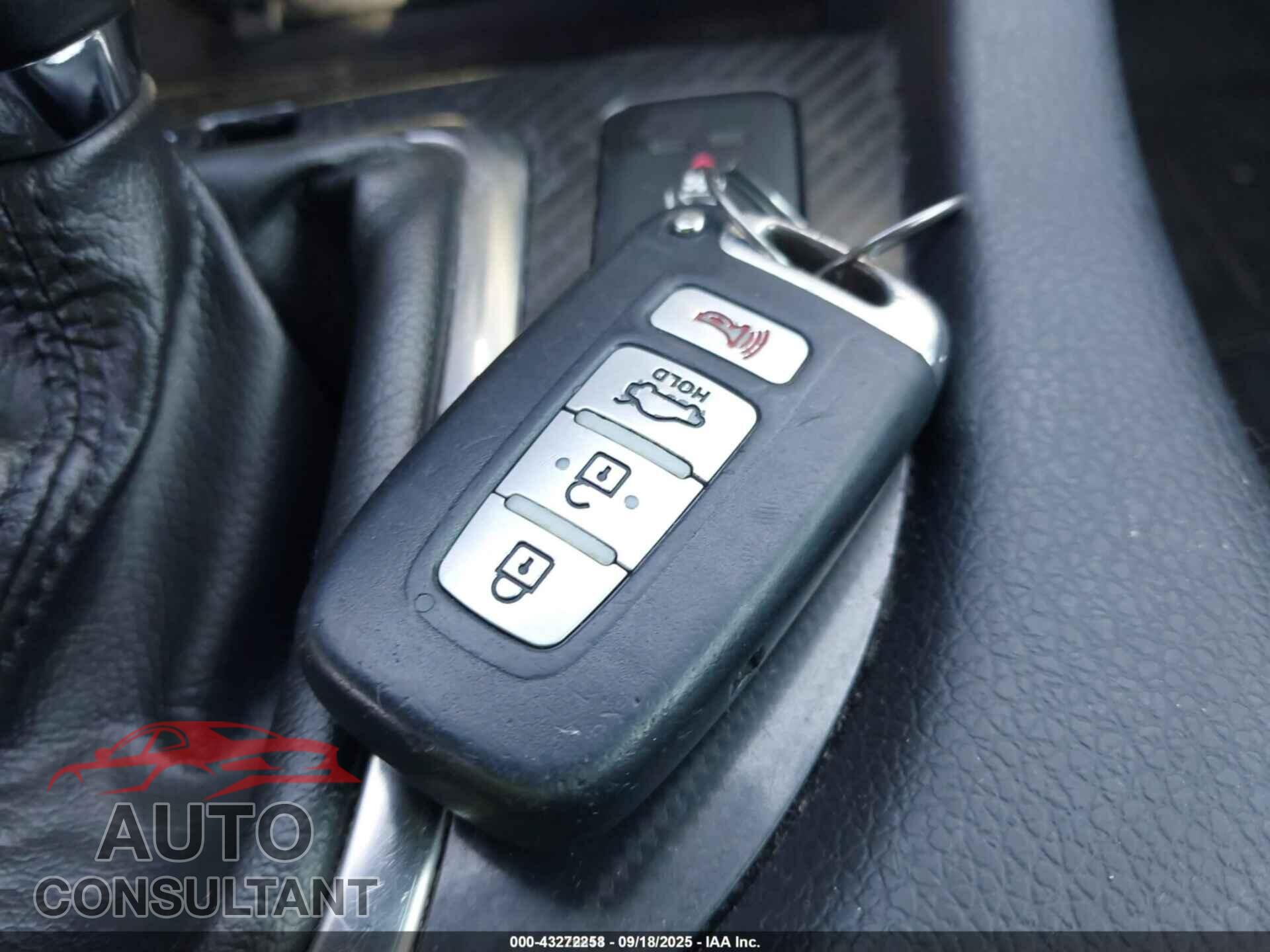 KIA OPTIMA 2013 - 5XXGR4A67DG218519
