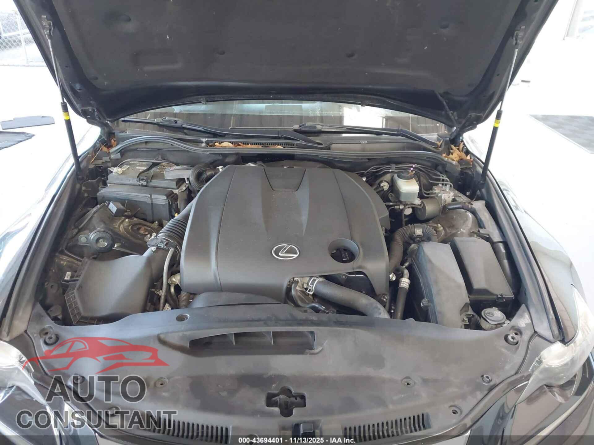 LEXUS IS 250 2015 - JTHBF1D20F5071914