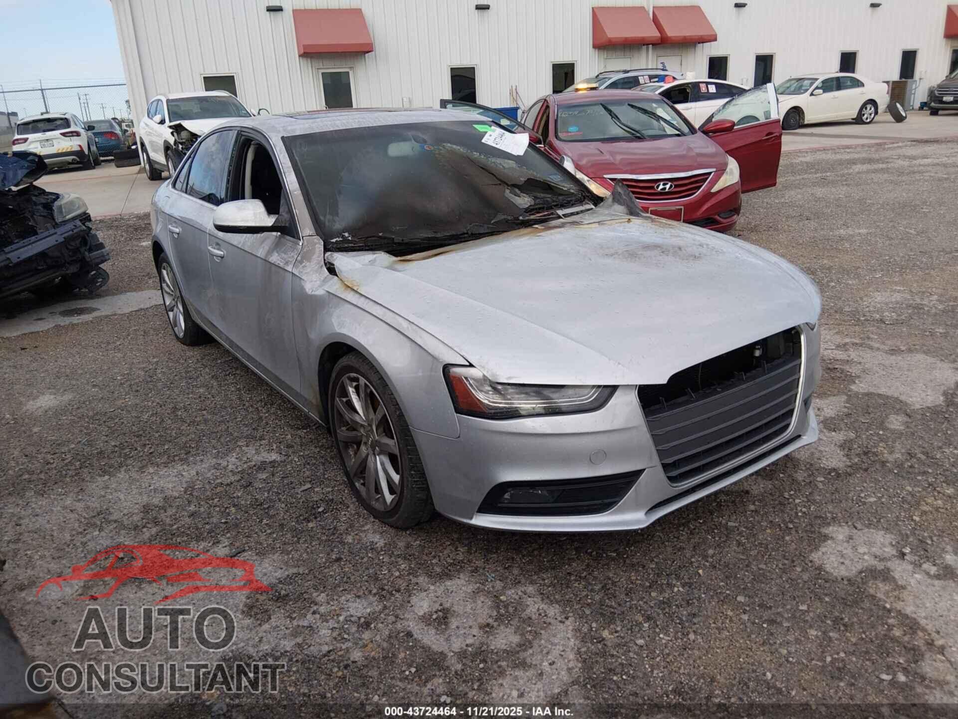 AUDI A4 2013 - WAUFFAFL7DN003581