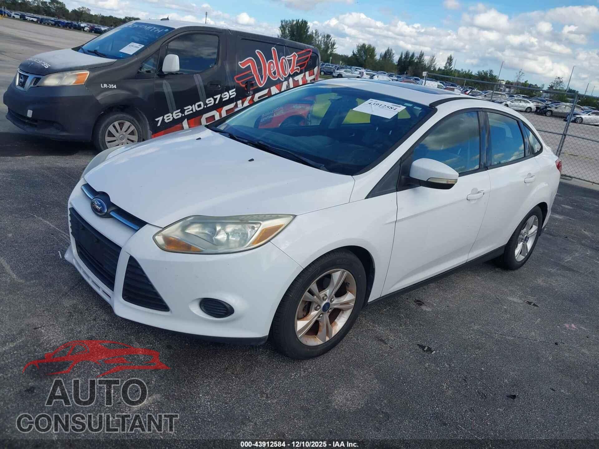 FORD FOCUS 2014 - 1FADP3F26EL219953