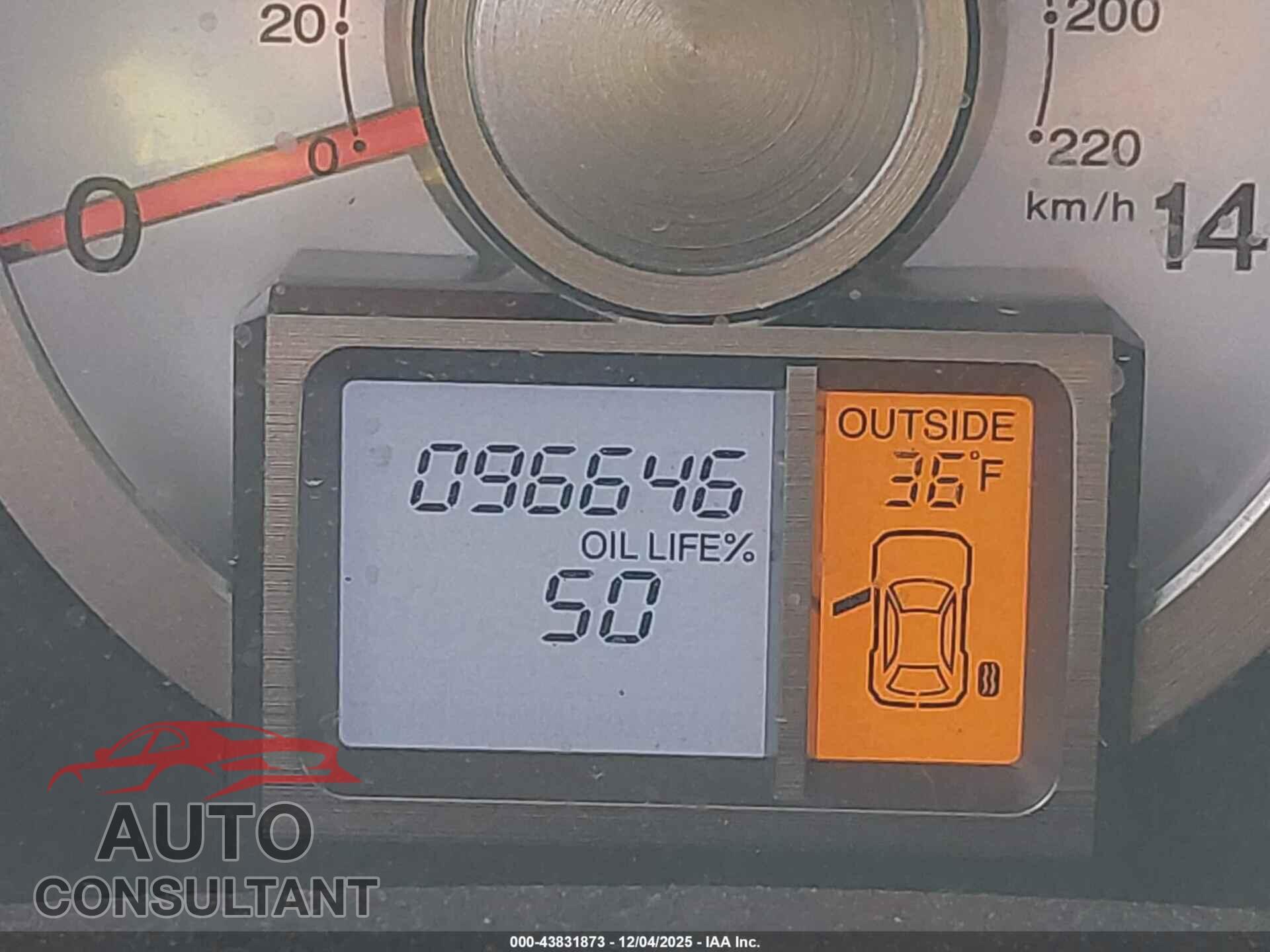 HONDA PILOT 2011 - 5FNYF4H50BB100208