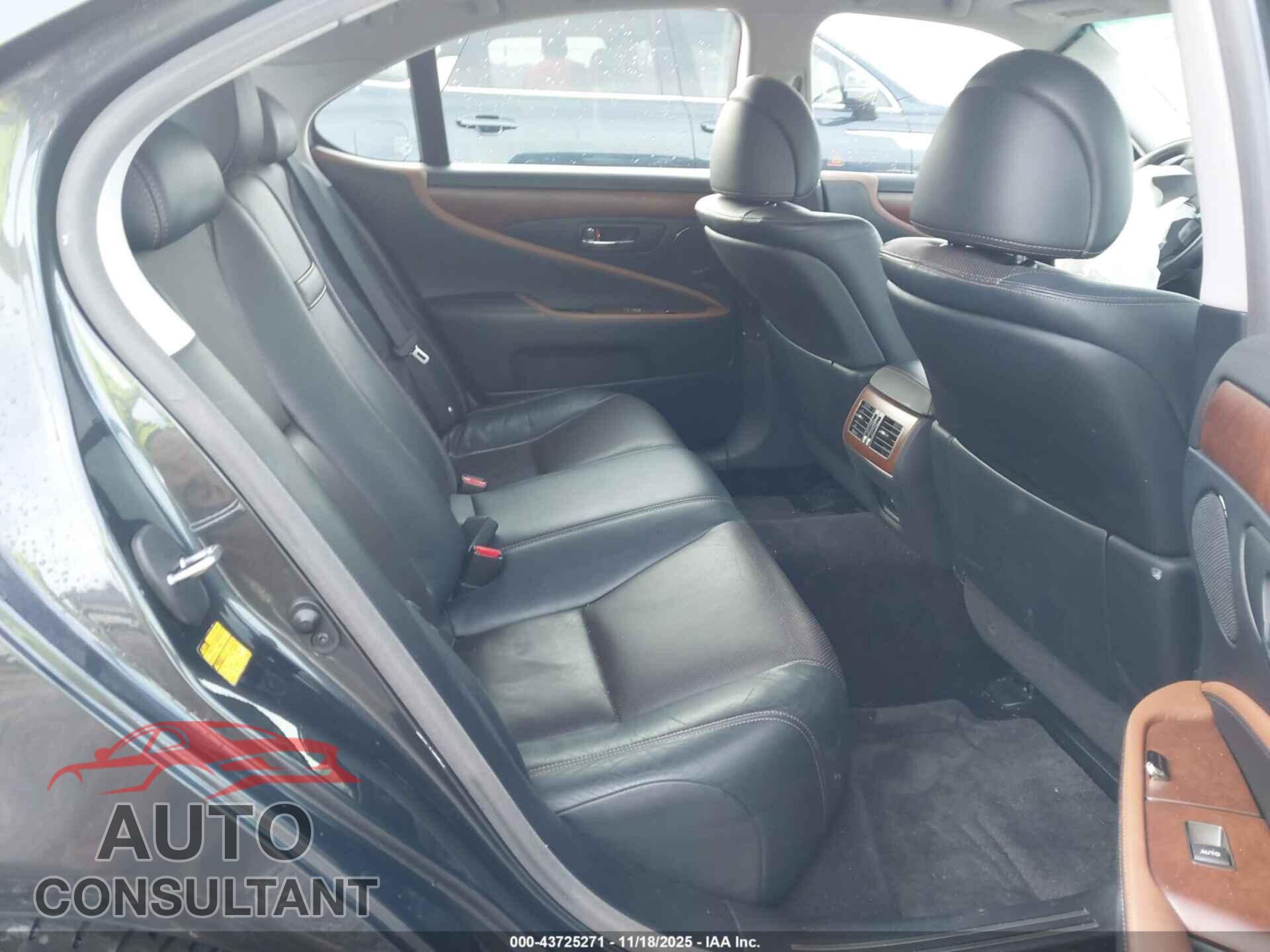 LEXUS LS 460 2011 - JTHCL5EF8B5011721
