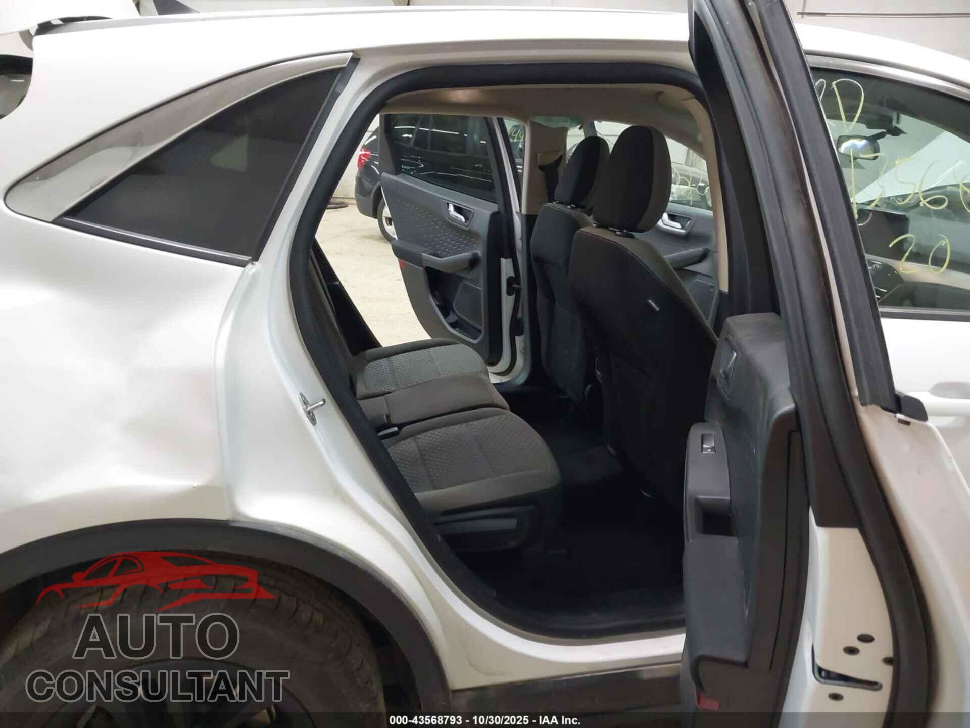 FORD ESCAPE 2020 - 1FMCU9G60LUA97645