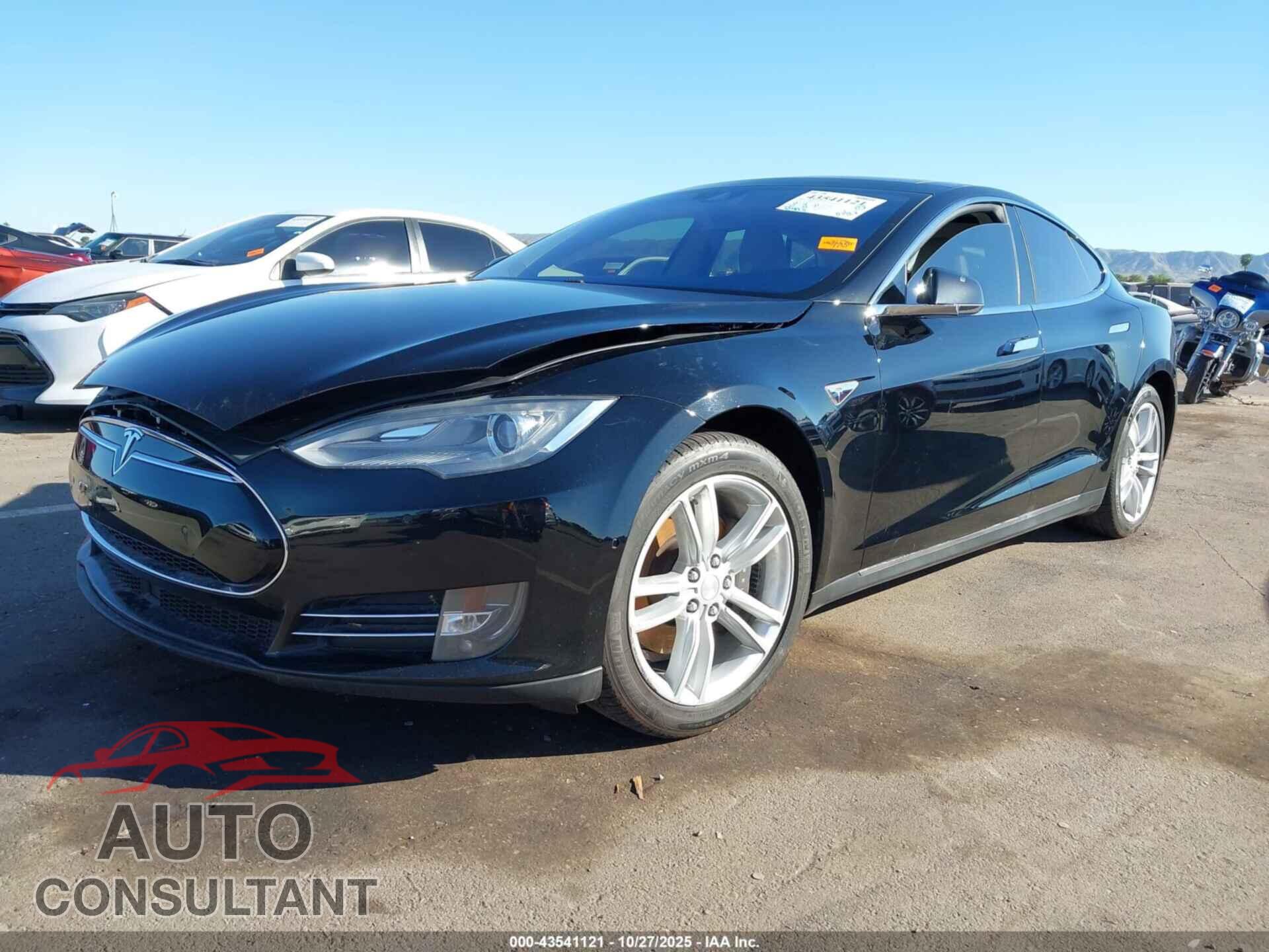 TESLA MODEL S 2015 - 5YJSA1S19FFP78390
