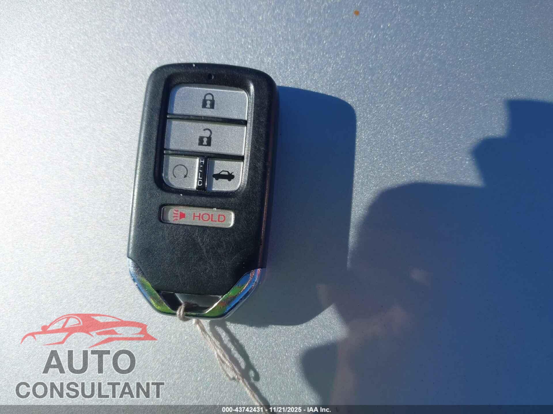 HONDA CIVIC 2017 - 19XFC2F78HE019187