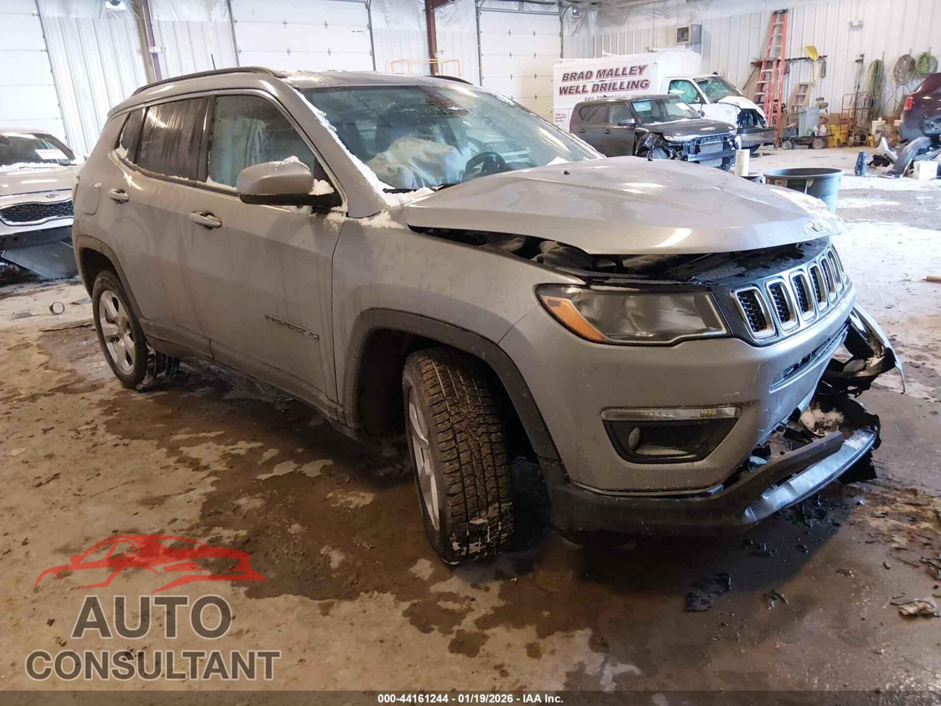 JEEP COMPASS 2018 - 3C4NJDBB2JT177582
