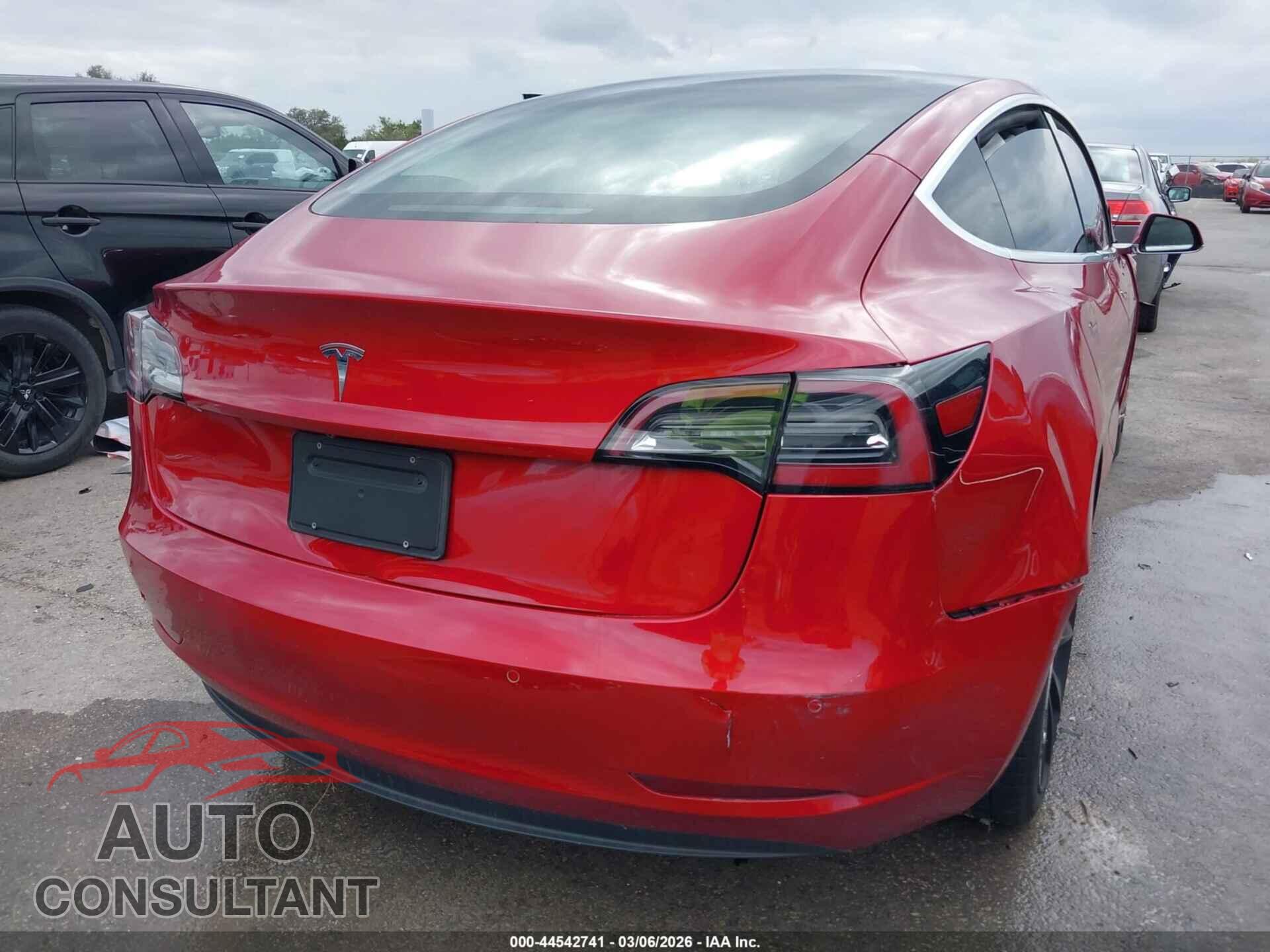 TESLA MODEL 3 2020 - 5YJ3E1EA0LF661250