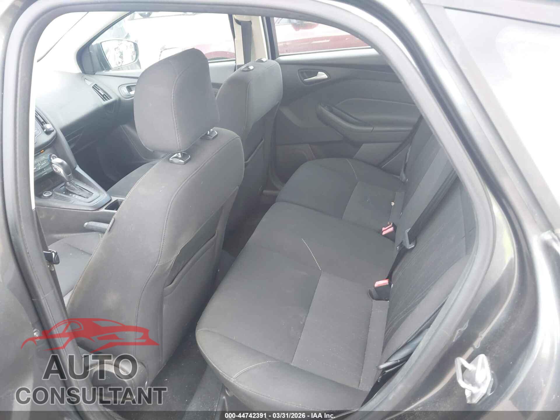 FORD FOCUS 2016 - 1FADP3K23GL284669