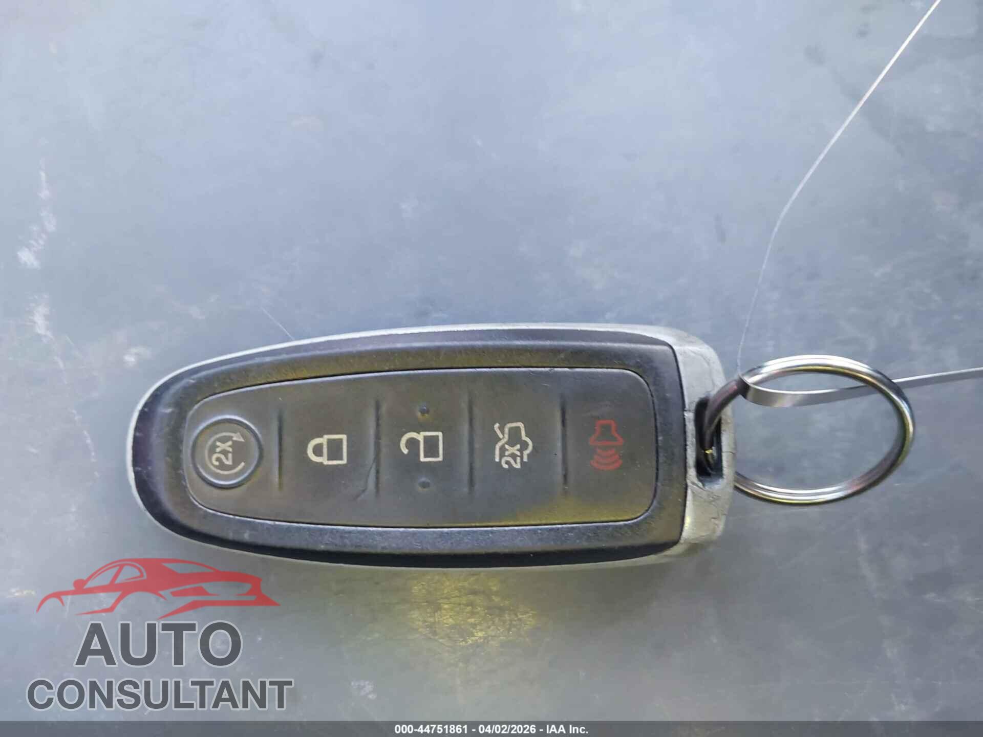 FORD FOCUS 2015 - 1FADP3J27FL247446