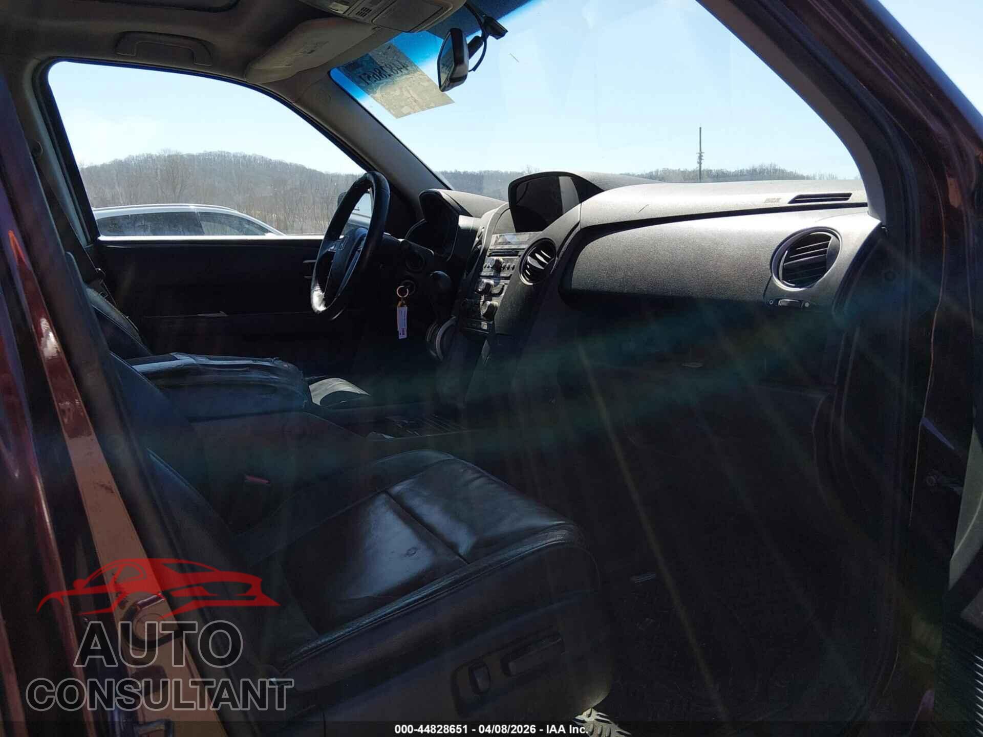 HONDA PILOT 2014 - 5FNYF4H52EB027847