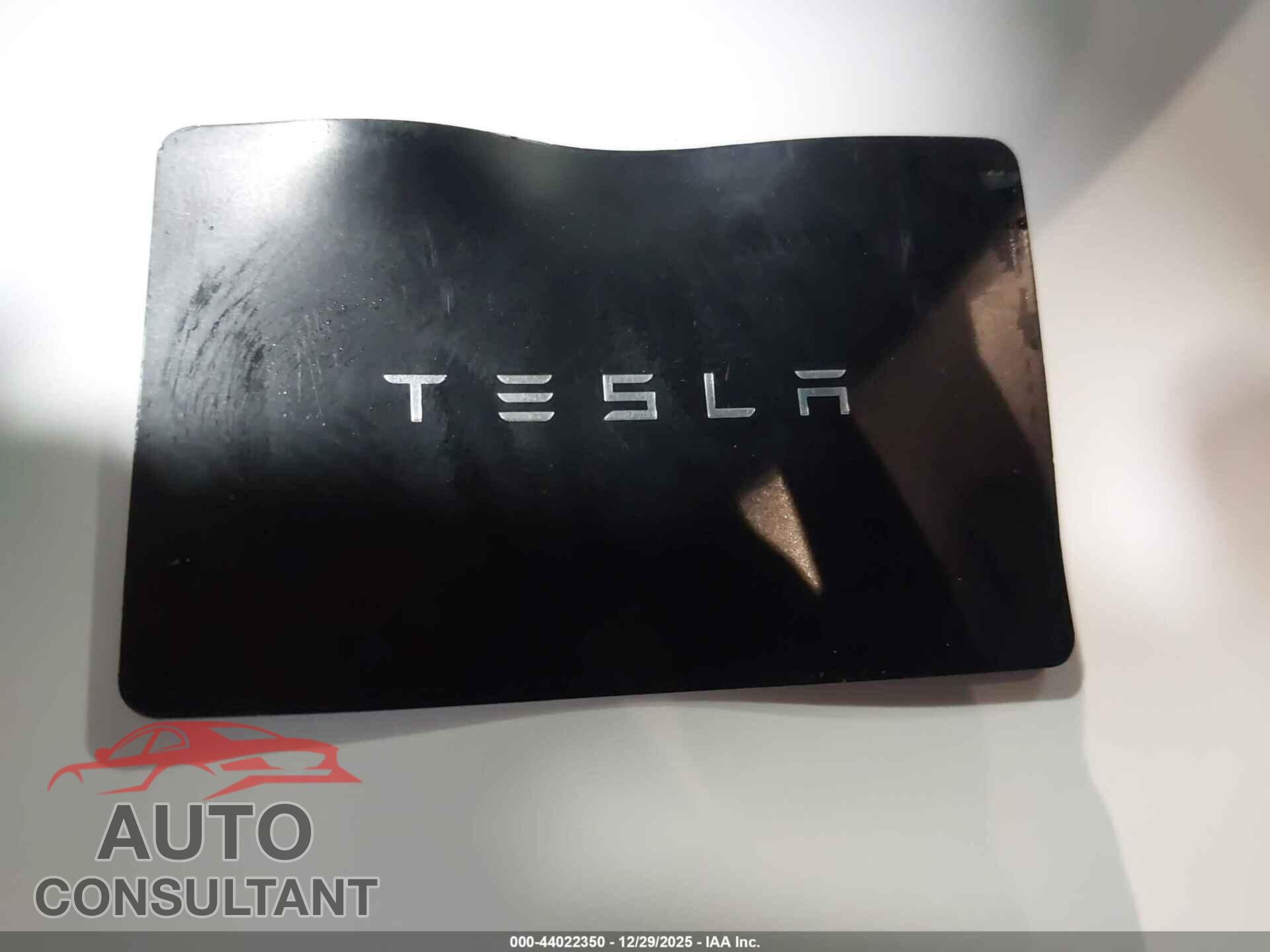 TESLA MODEL 3 2018 - 5YJ3E1EB1JF144495
