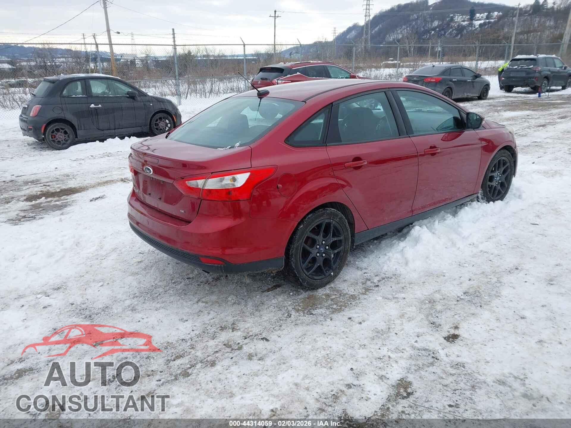 FORD FOCUS 2014 - 1FADP3F24EL404471