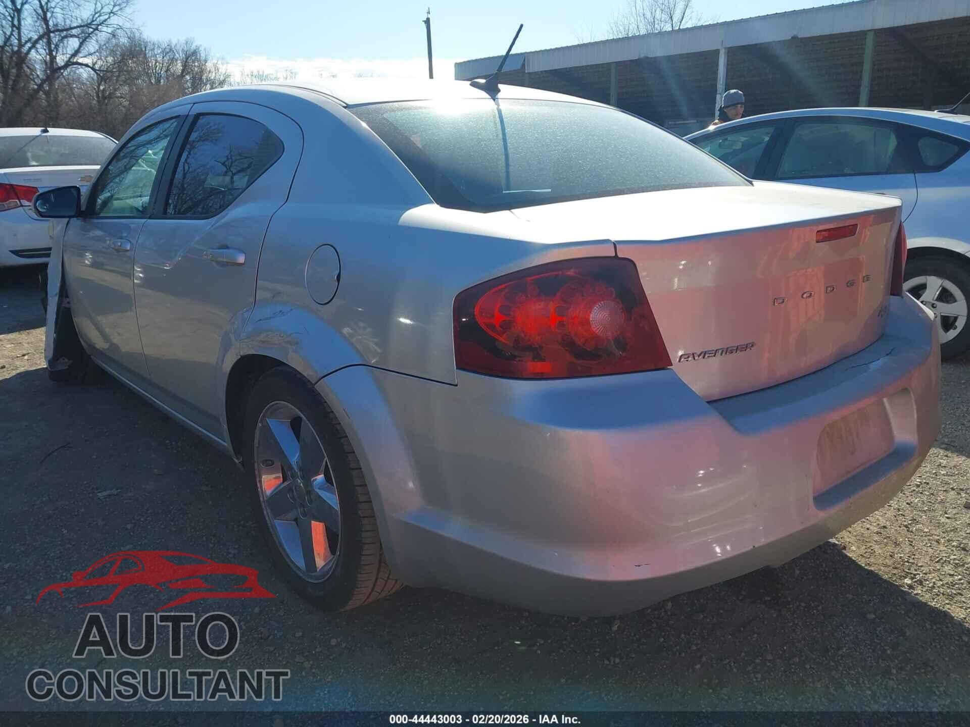 DODGE AVENGER 2011 - 1B3BD2FB1BN587284