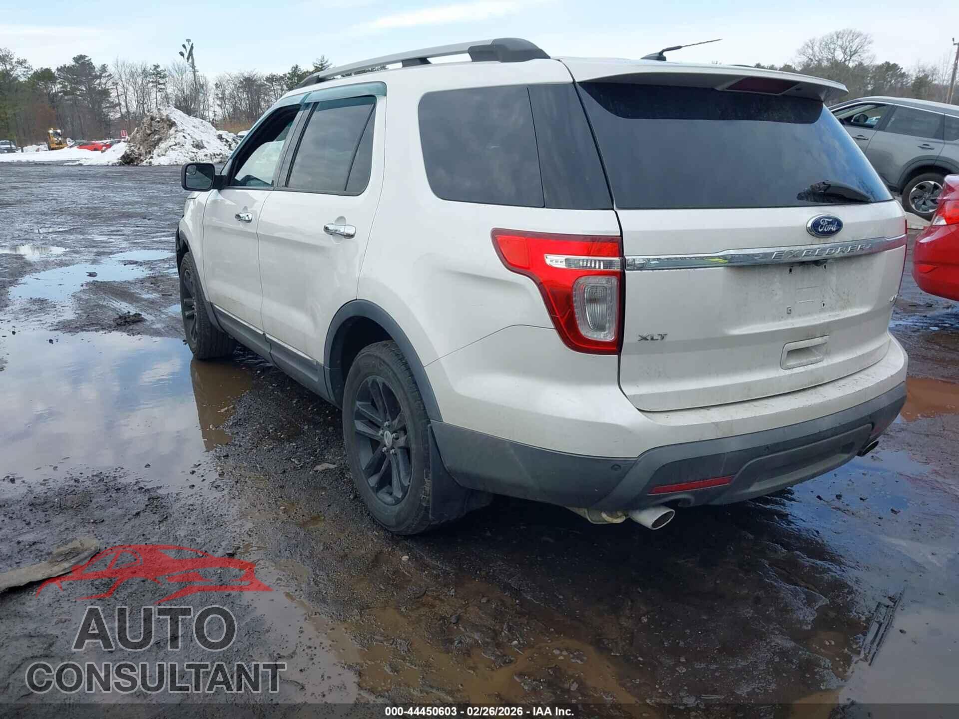 FORD EXPLORER 2011 - 1FMHK8D83BGA00527